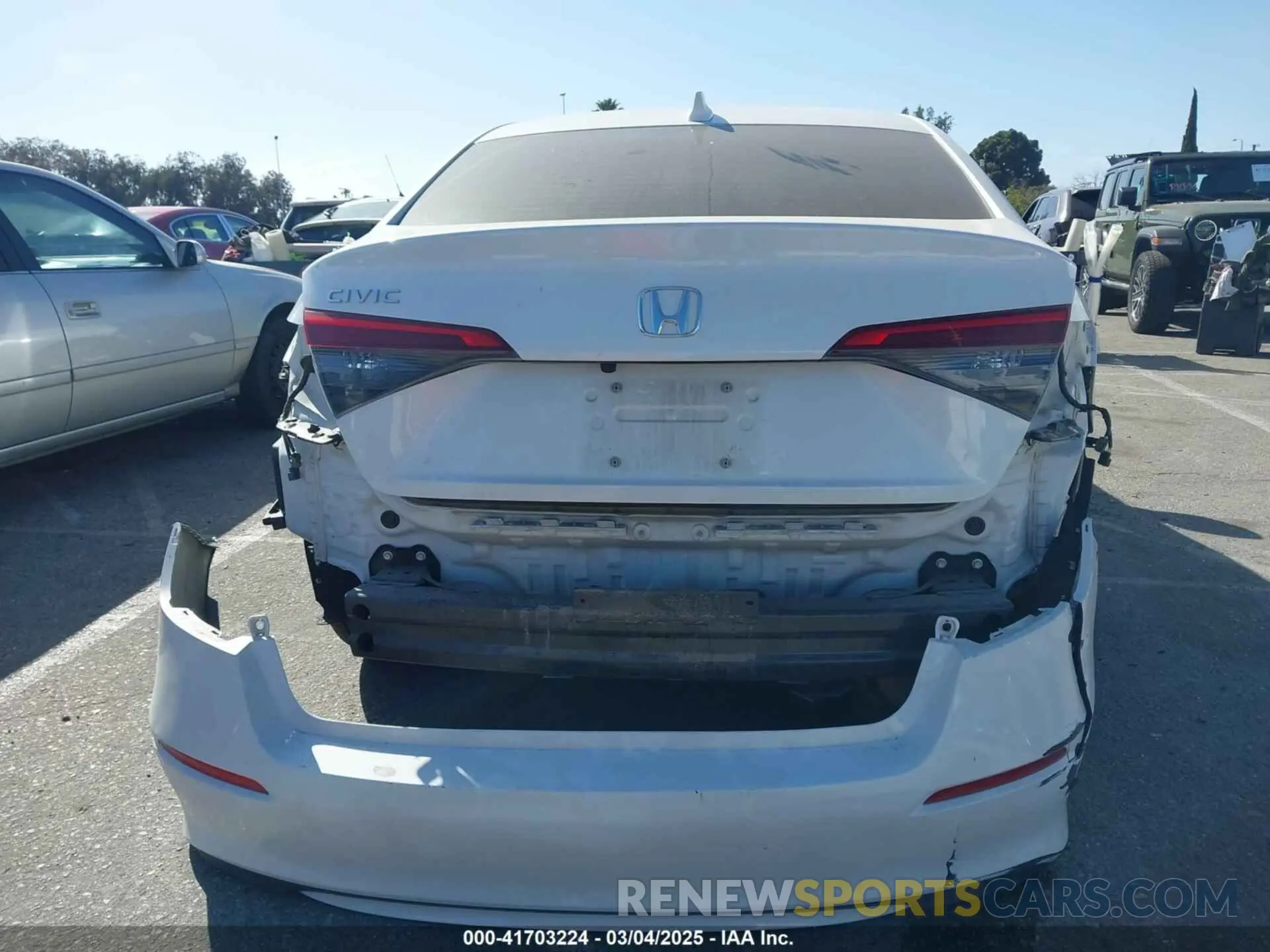 17 Photograph of a damaged car 2HGFE2F25NH526516 HONDA CIVIC 2022