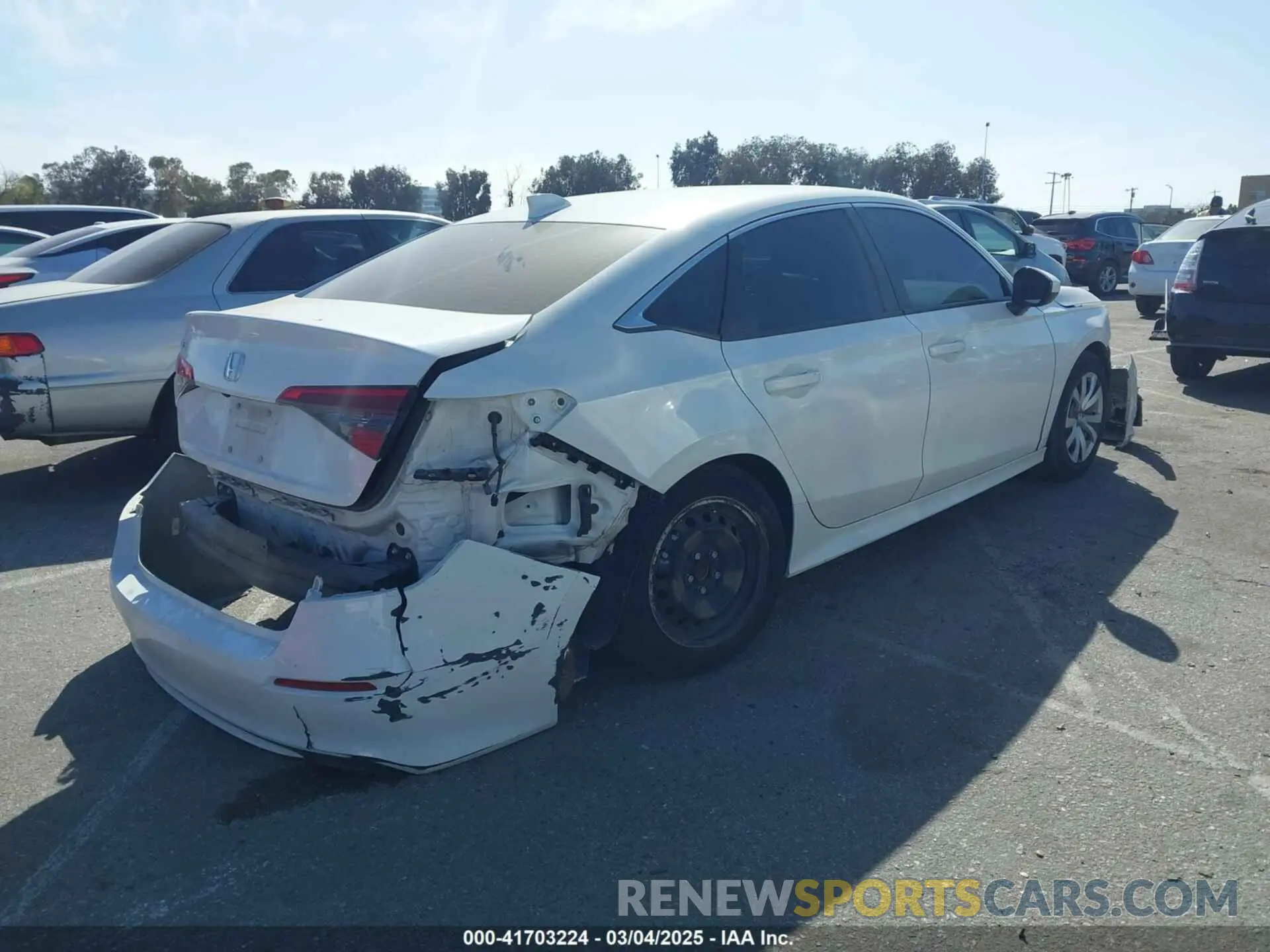 4 Photograph of a damaged car 2HGFE2F25NH526516 HONDA CIVIC 2022