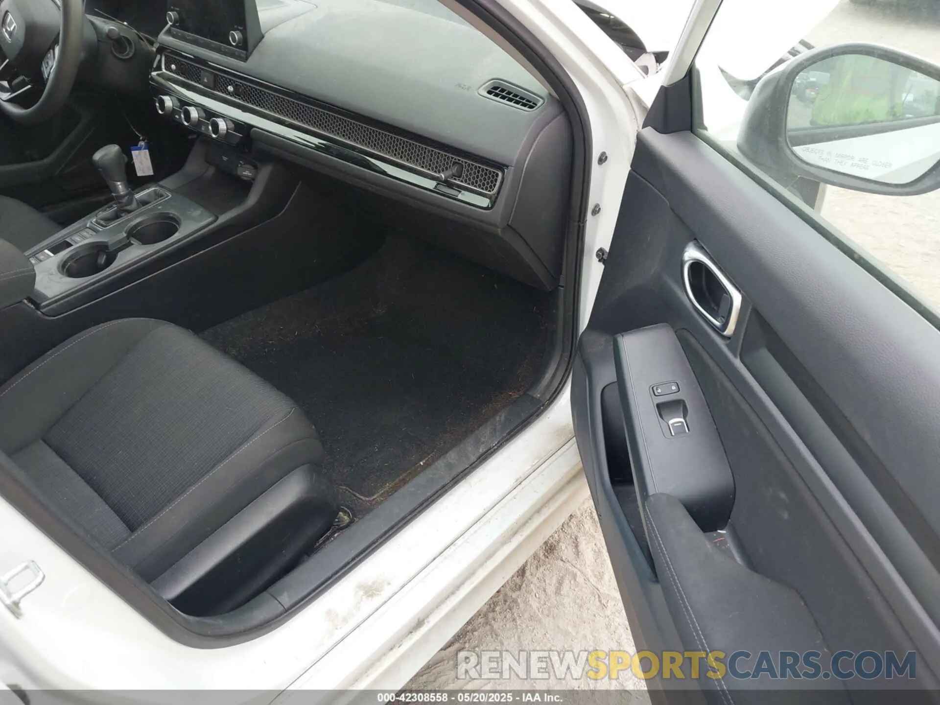 5 Photograph of a damaged car 2HGFE2F25NH527357 HONDA CIVIC 2022