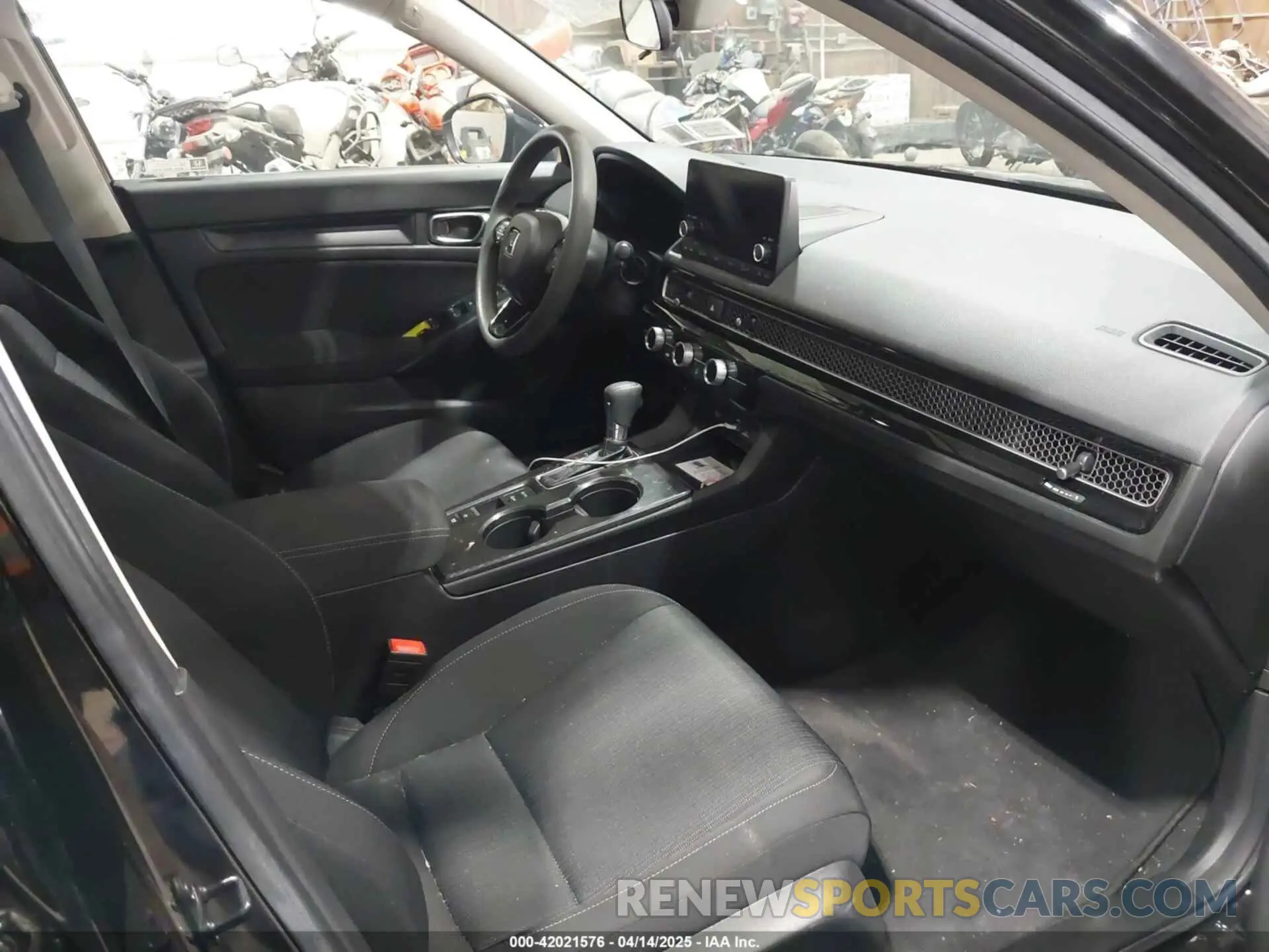 5 Photograph of a damaged car 2HGFE2F25NH553828 HONDA CIVIC 2022