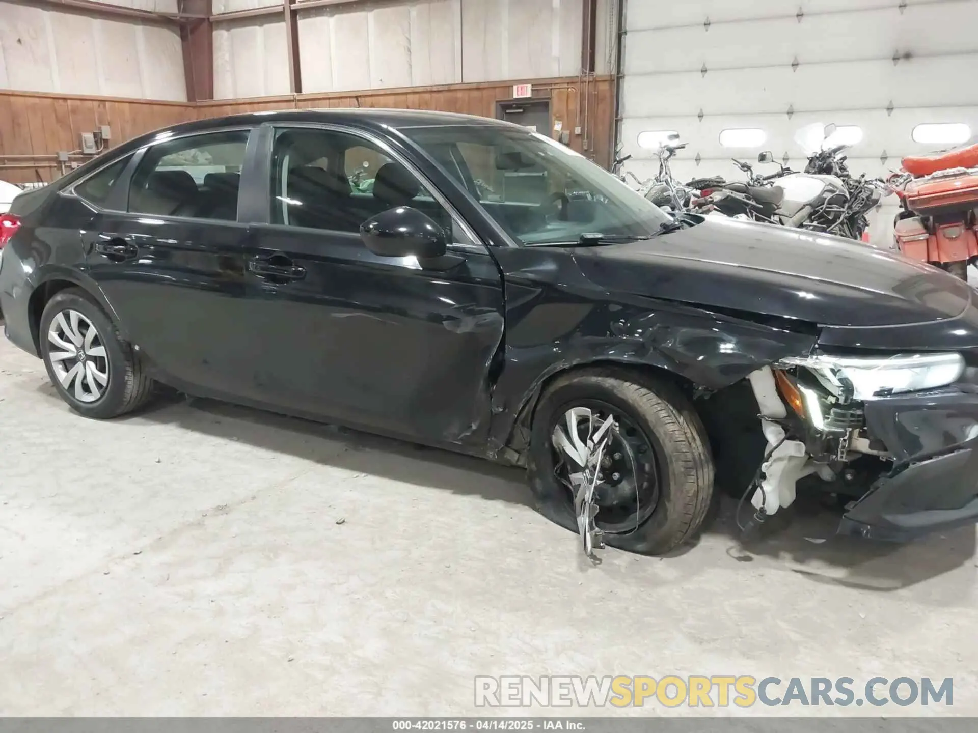 6 Photograph of a damaged car 2HGFE2F25NH553828 HONDA CIVIC 2022