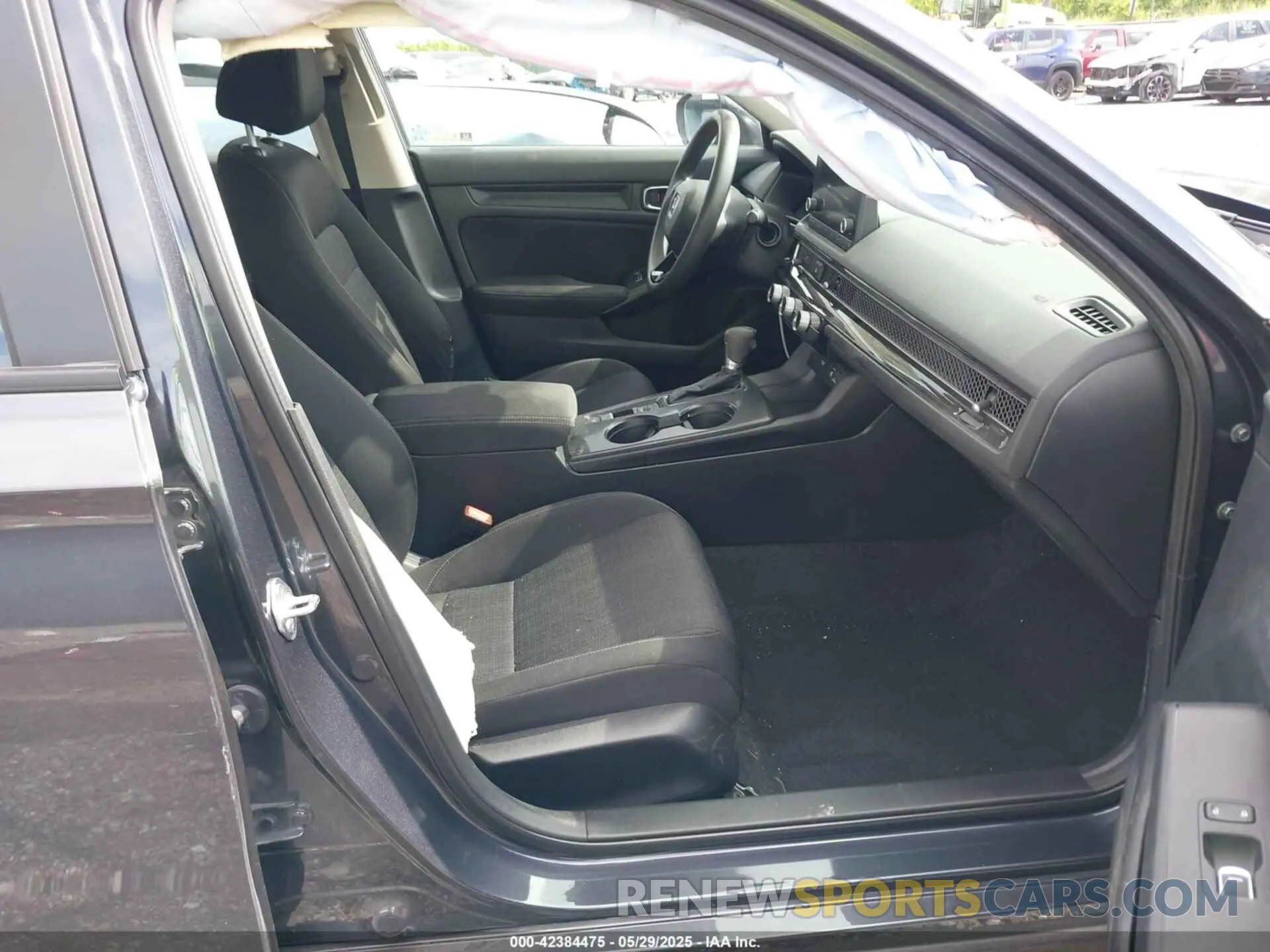 5 Photograph of a damaged car 2HGFE2F27NH522953 HONDA CIVIC 2022