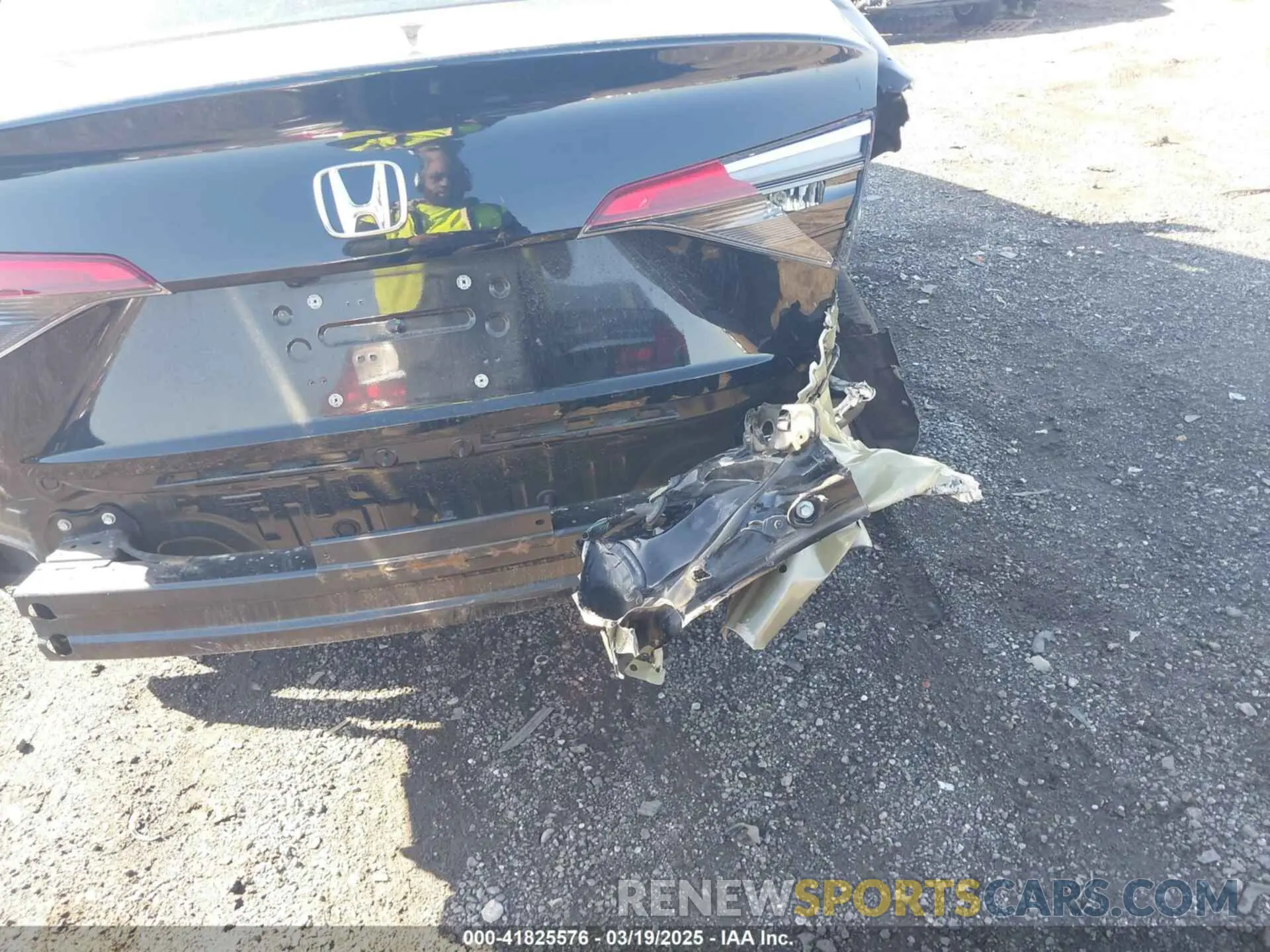 6 Photograph of a damaged car 2HGFE2F27NH564054 HONDA CIVIC 2022