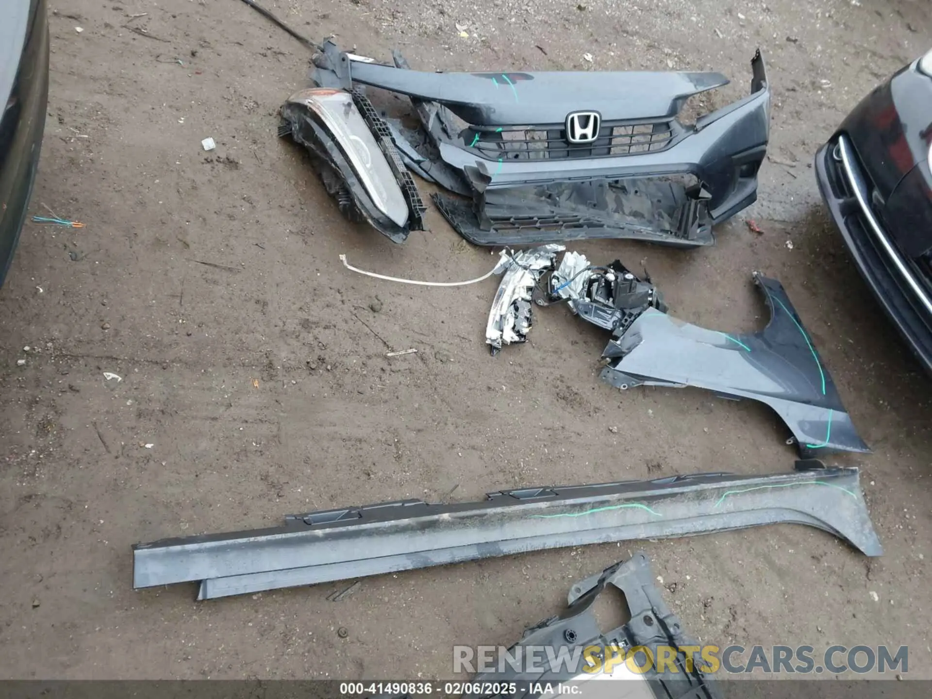 12 Photograph of a damaged car 2HGFE2F28NH589979 HONDA CIVIC 2022