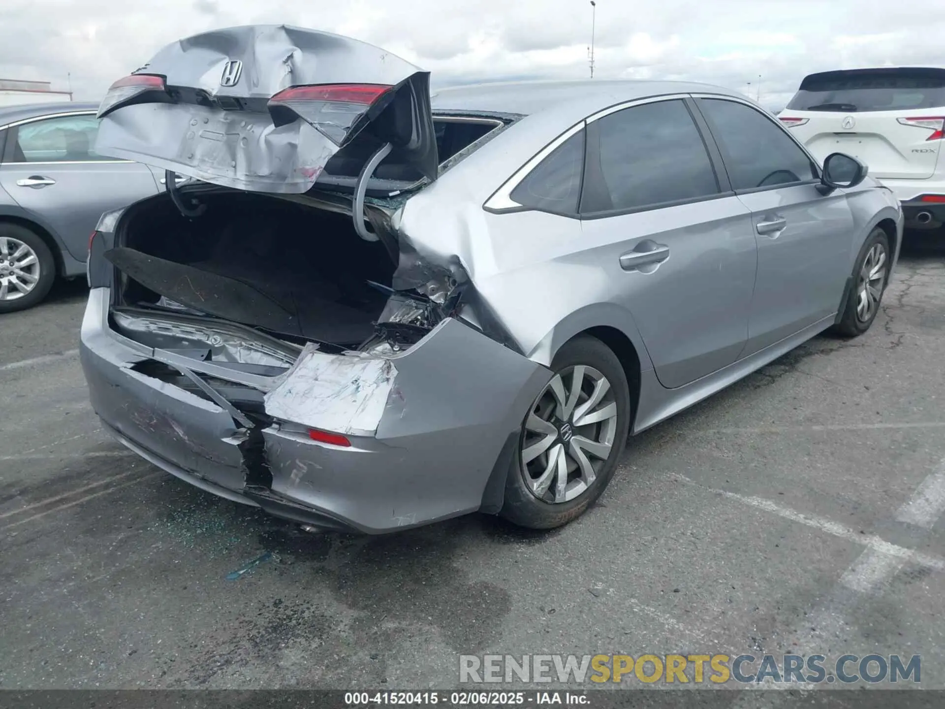 4 Photograph of a damaged car 2HGFE2F29NH522470 HONDA CIVIC 2022