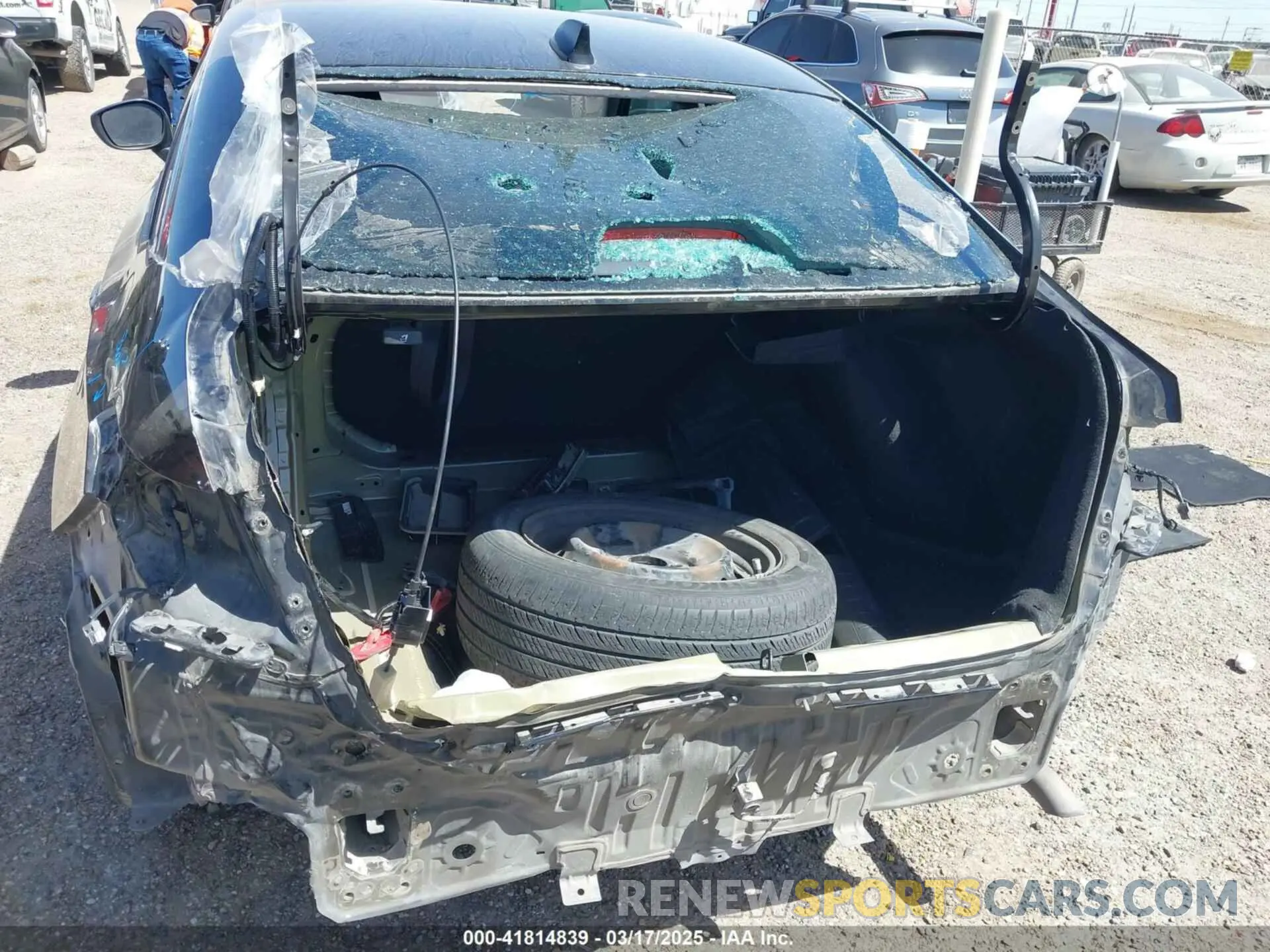 6 Photograph of a damaged car 2HGFE2F2XNH522722 HONDA CIVIC 2022