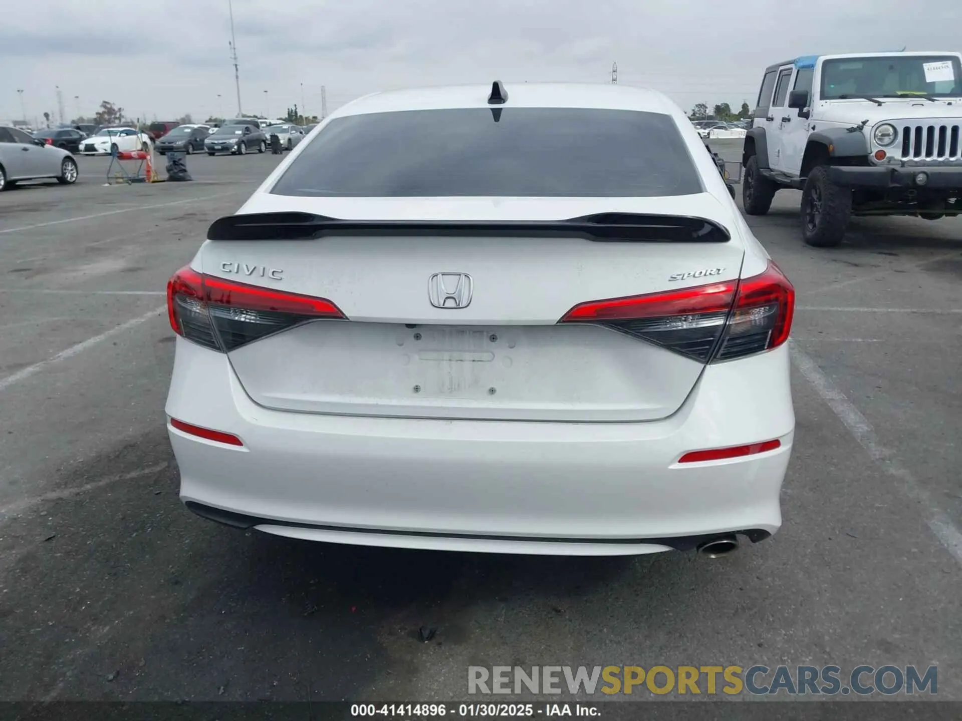 17 Photograph of a damaged car 2HGFE2F50NH503252 HONDA CIVIC 2022