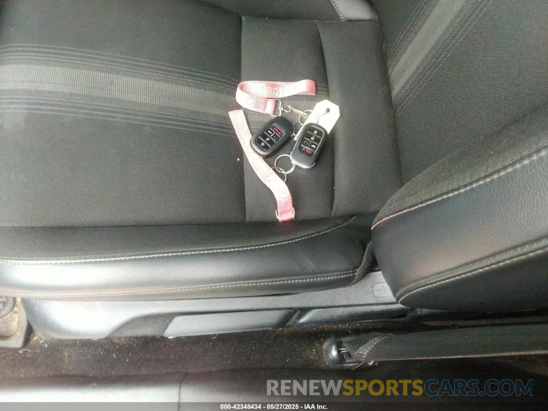 11 Photograph of a damaged car 2HGFE2F50NH538311 HONDA CIVIC 2022