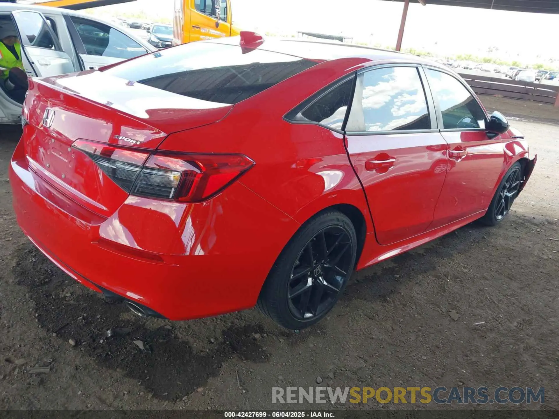4 Photograph of a damaged car 2HGFE2F50NH542570 HONDA CIVIC 2022