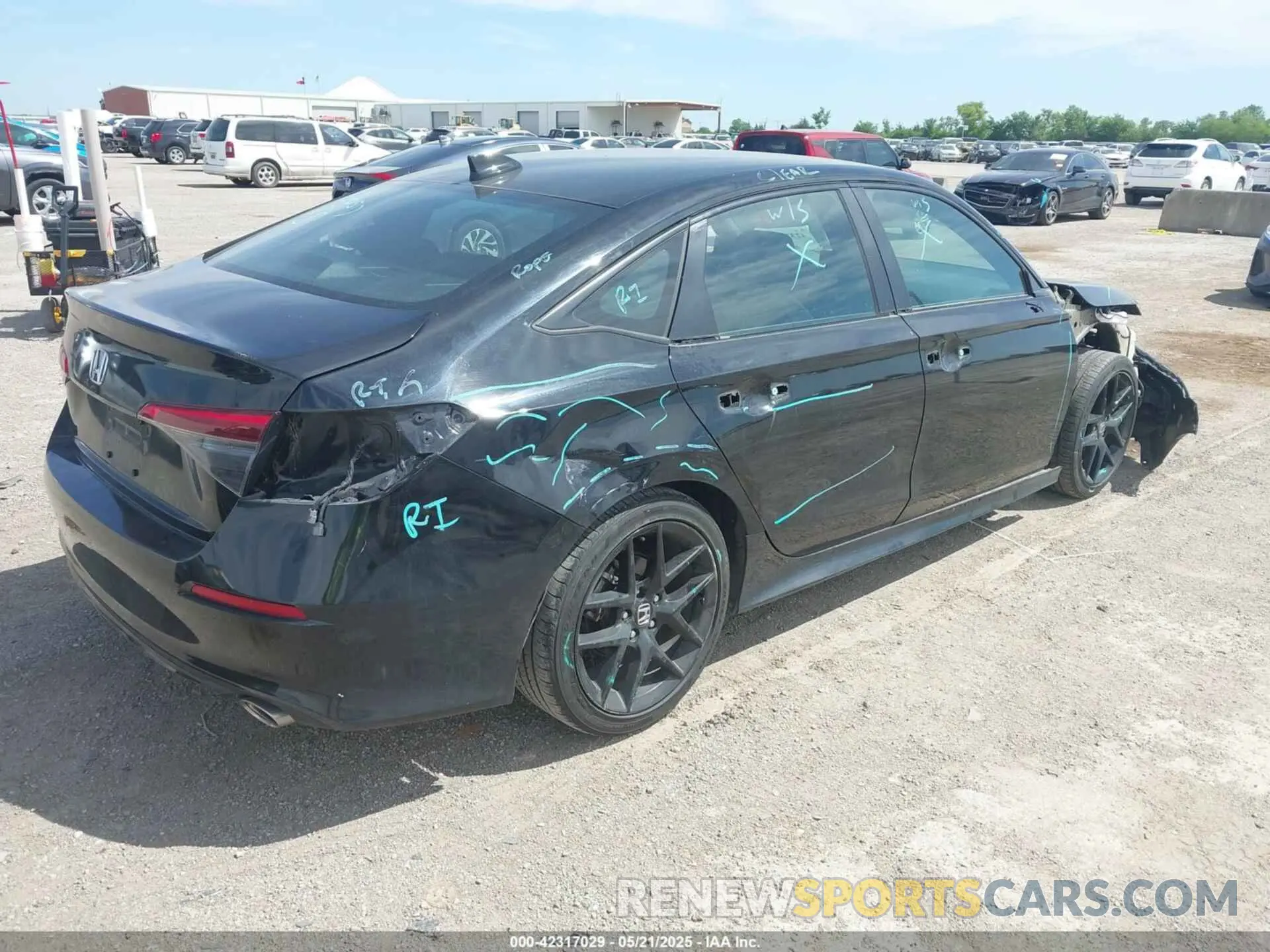 4 Photograph of a damaged car 2HGFE2F50NH587363 HONDA CIVIC 2022