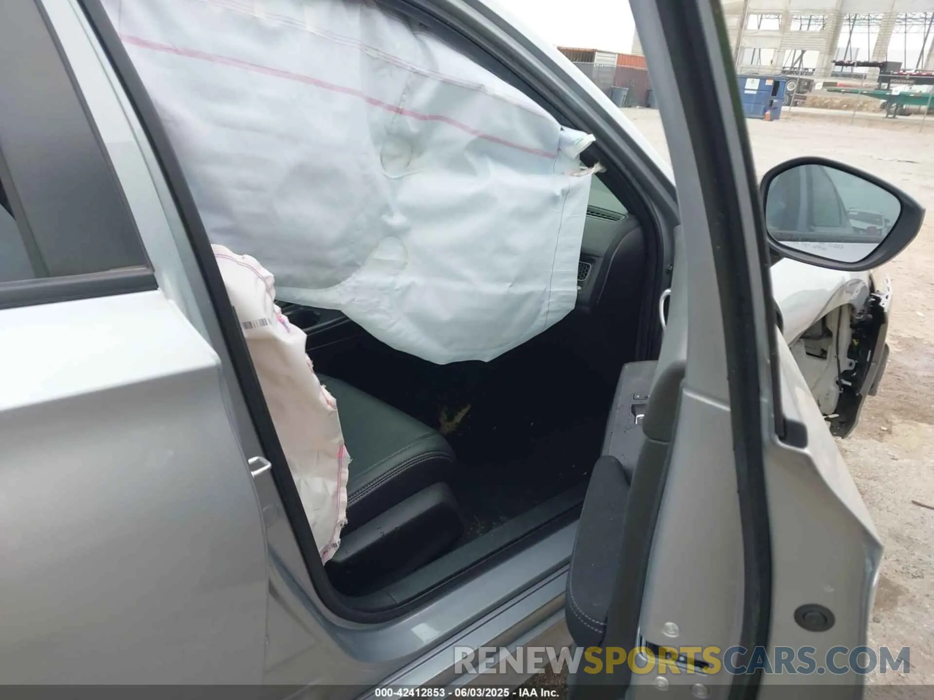 5 Photograph of a damaged car 2HGFE2F51NH501882 HONDA CIVIC 2022