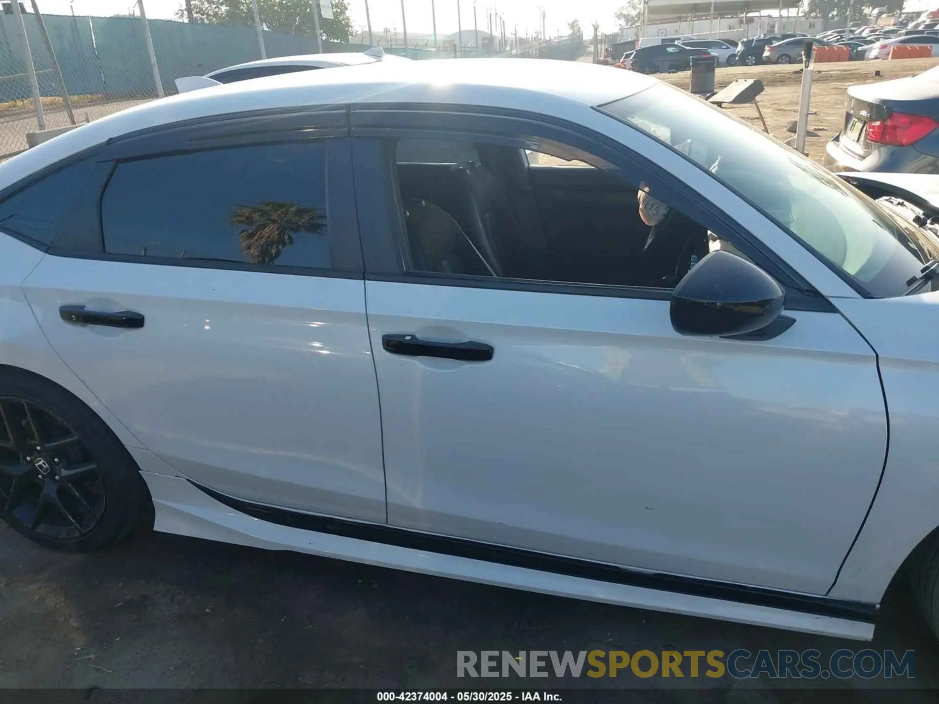 13 Photograph of a damaged car 2HGFE2F51NH550595 HONDA CIVIC 2022