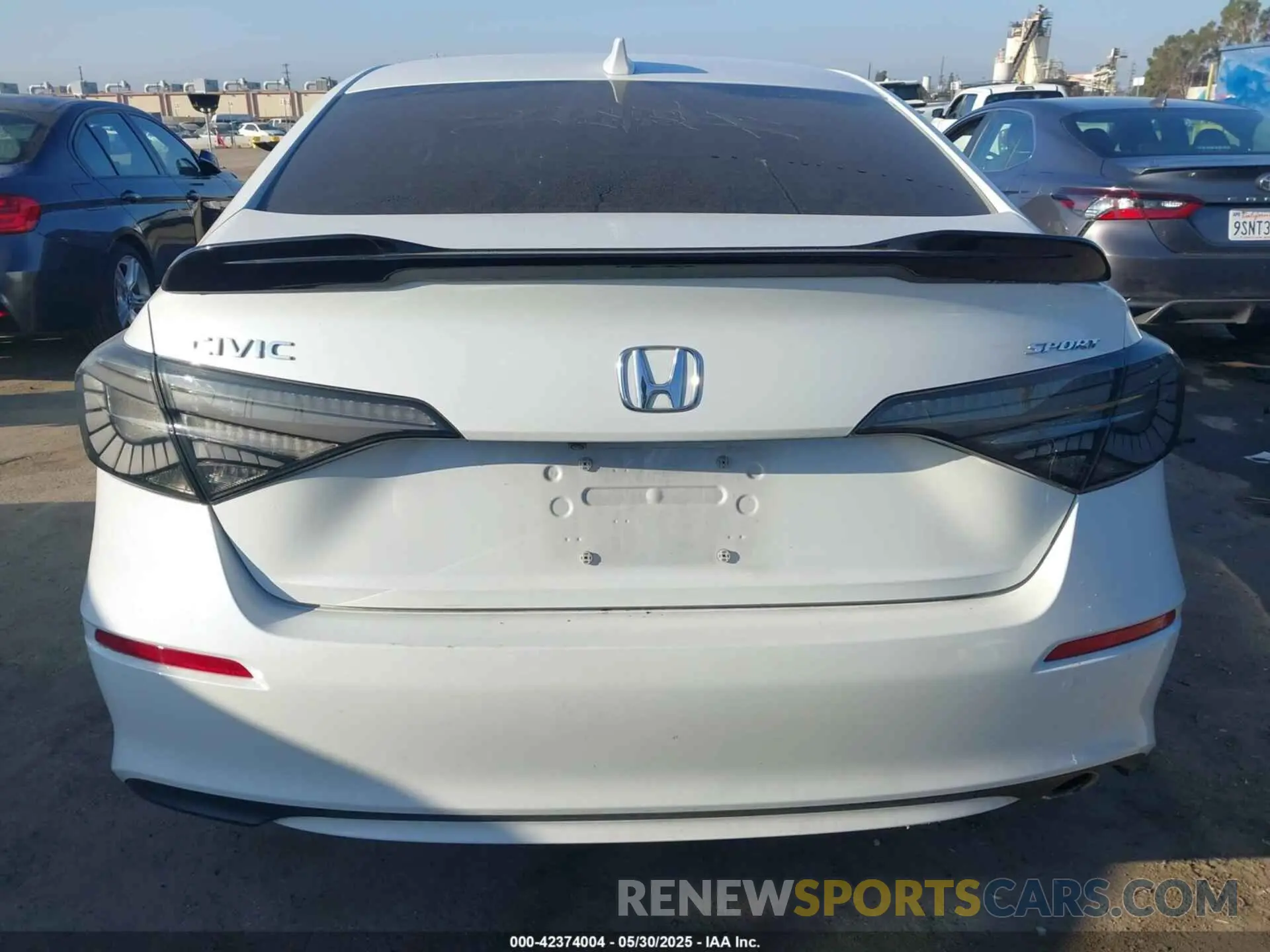 16 Photograph of a damaged car 2HGFE2F51NH550595 HONDA CIVIC 2022