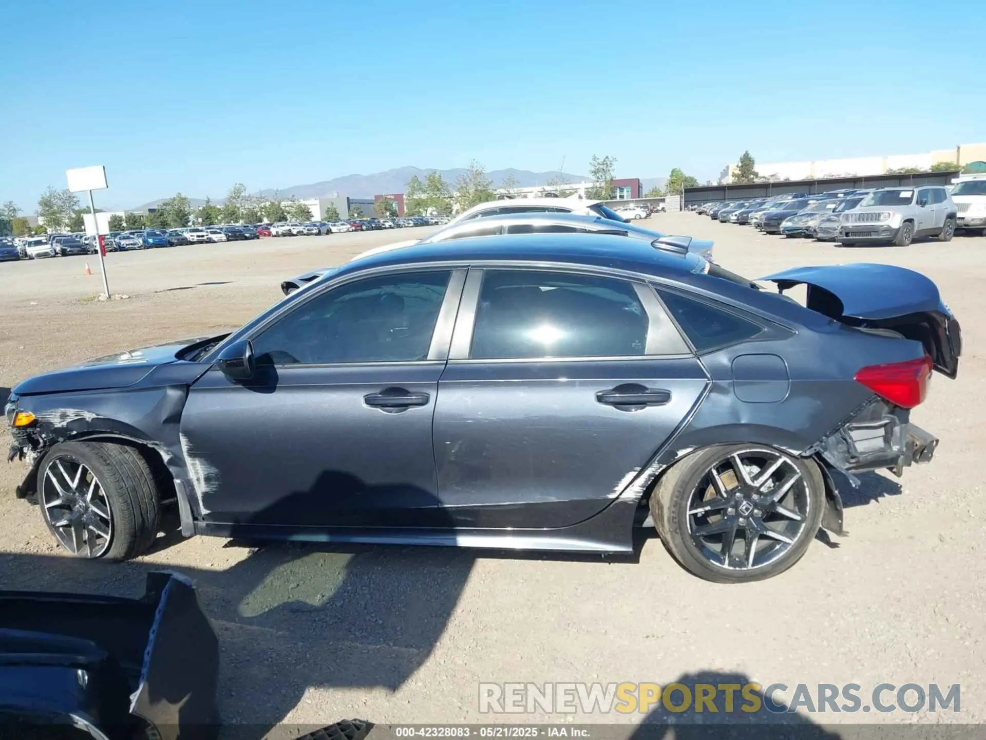 13 Photograph of a damaged car 2HGFE2F51NH563704 HONDA CIVIC 2022