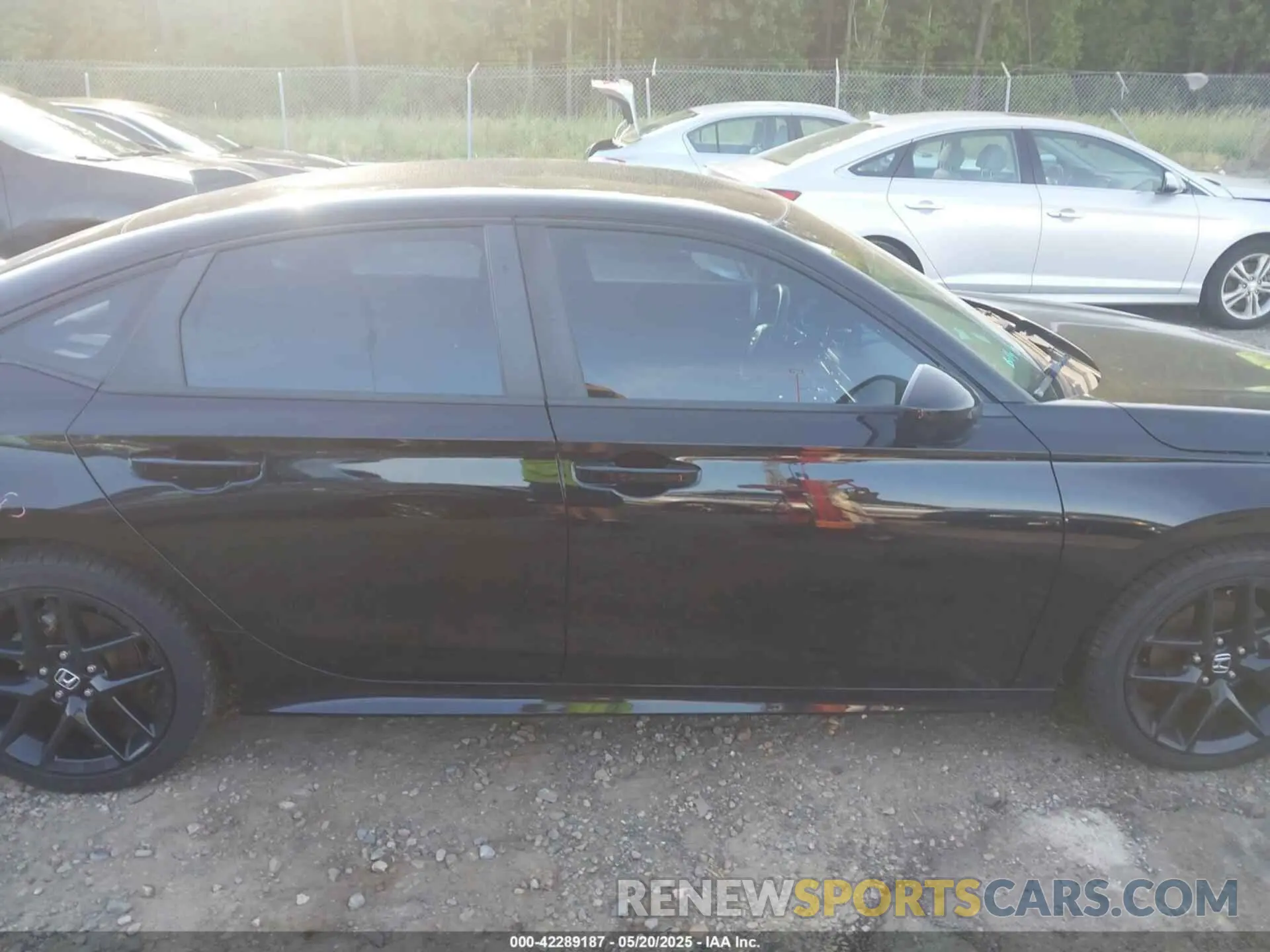 13 Photograph of a damaged car 2HGFE2F51NH570426 HONDA CIVIC 2022