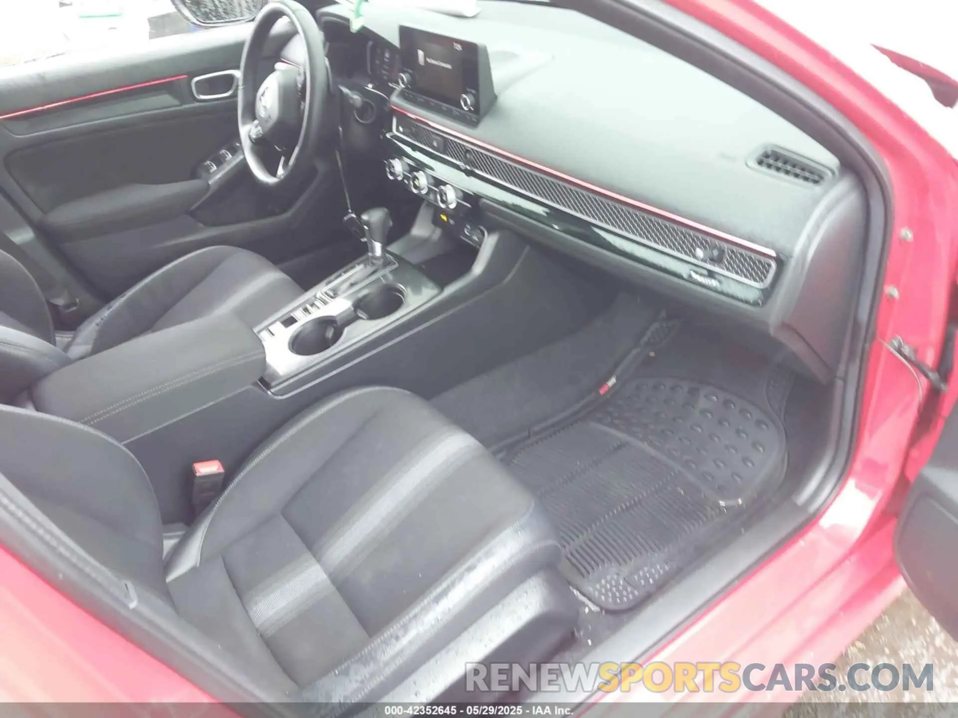 5 Photograph of a damaged car 2HGFE2F51NH605045 HONDA CIVIC 2022