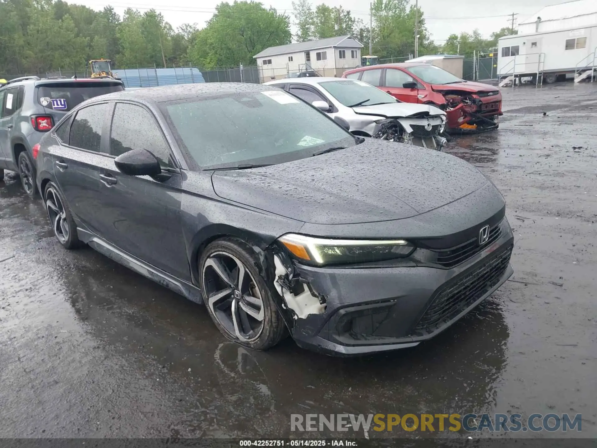 1 Photograph of a damaged car 2HGFE2F52NH521686 HONDA CIVIC 2022