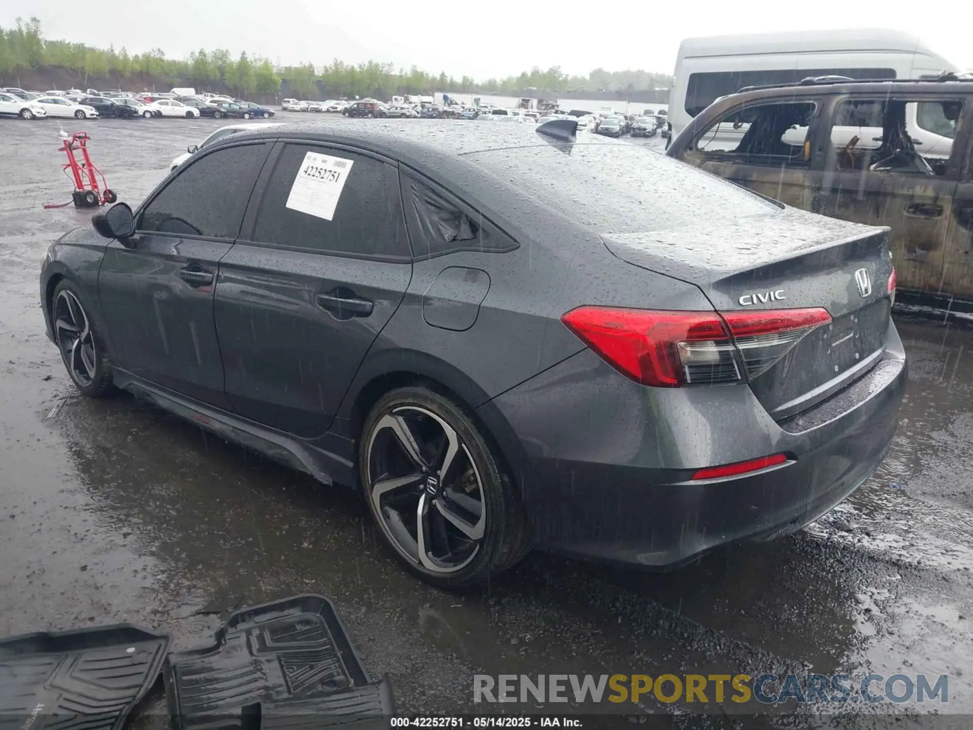 3 Photograph of a damaged car 2HGFE2F52NH521686 HONDA CIVIC 2022