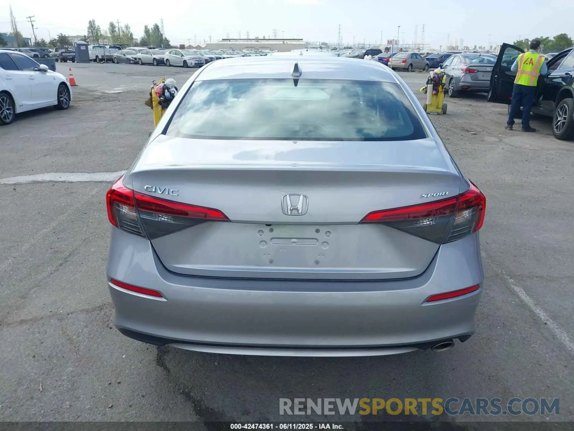 16 Photograph of a damaged car 2HGFE2F52NH568104 HONDA CIVIC 2022