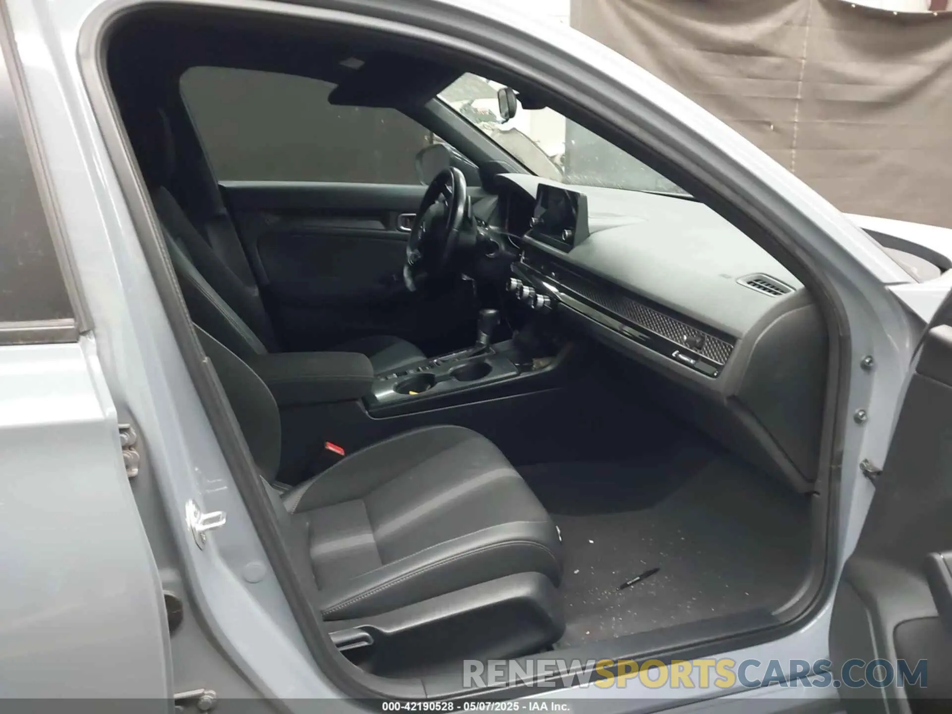 5 Photograph of a damaged car 2HGFE2F52NH610593 HONDA CIVIC 2022