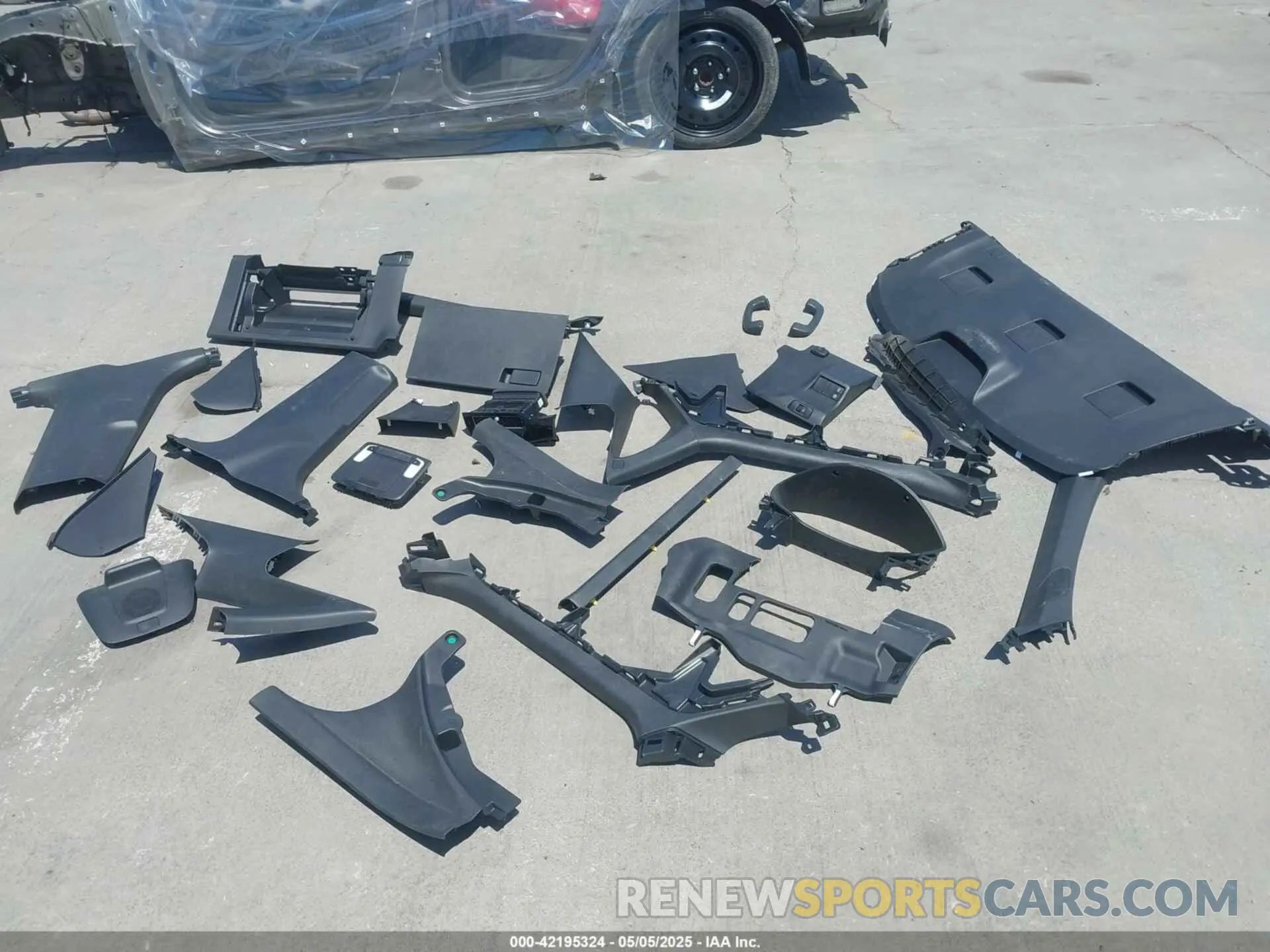 11 Photograph of a damaged car 2HGFE2F53NH500863 HONDA CIVIC 2022
