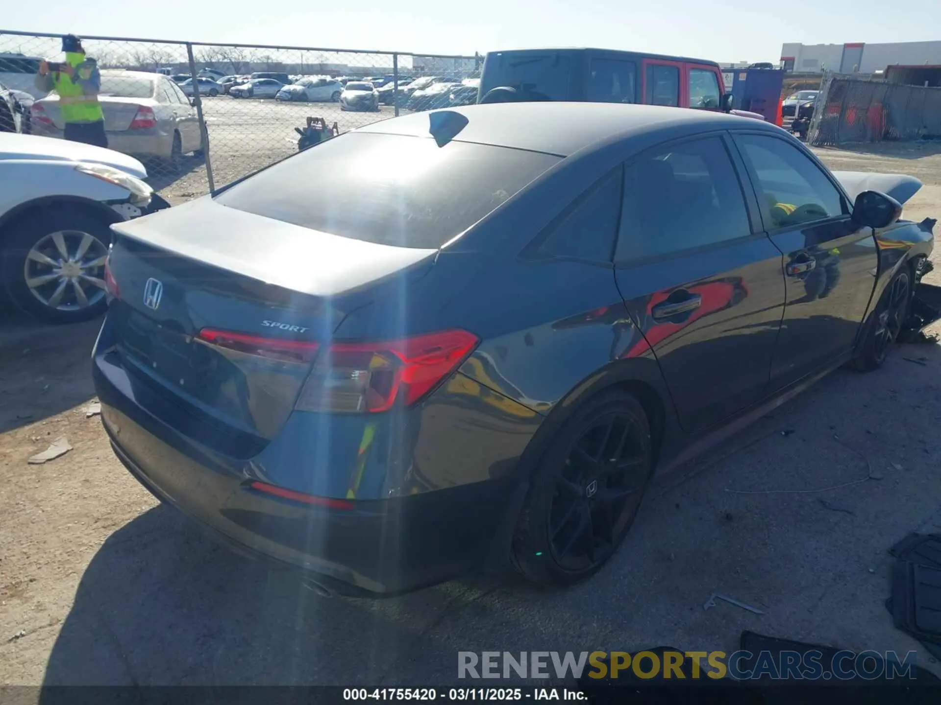4 Photograph of a damaged car 2HGFE2F53NH568161 HONDA CIVIC 2022