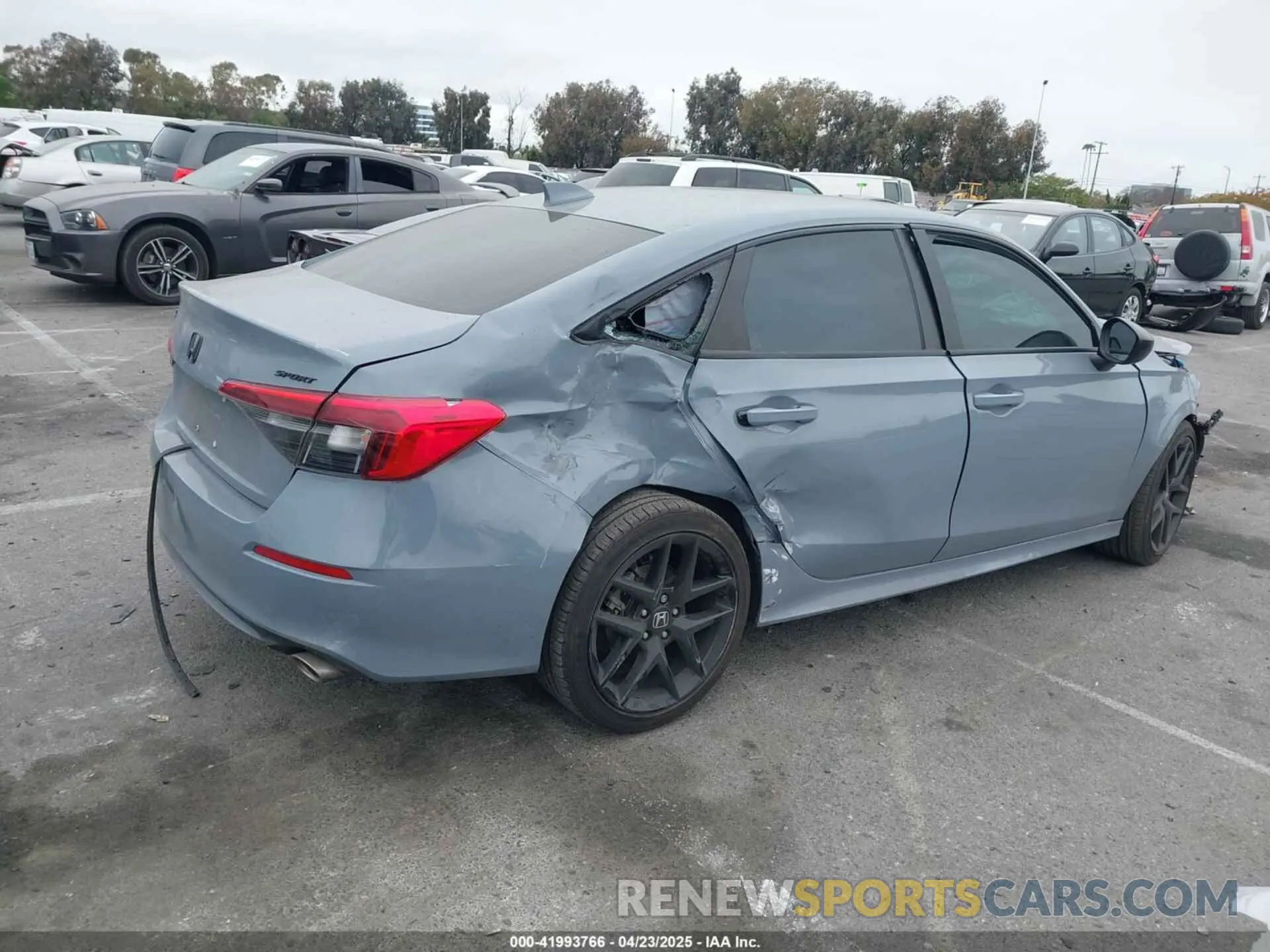 4 Photograph of a damaged car 2HGFE2F53NH595327 HONDA CIVIC 2022