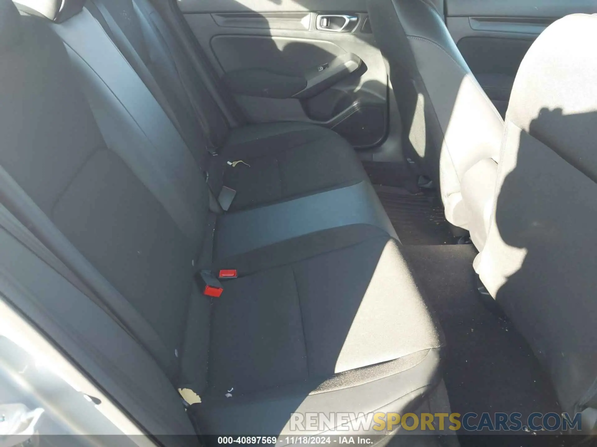 8 Photograph of a damaged car 2HGFE2F53NH602230 HONDA CIVIC 2022