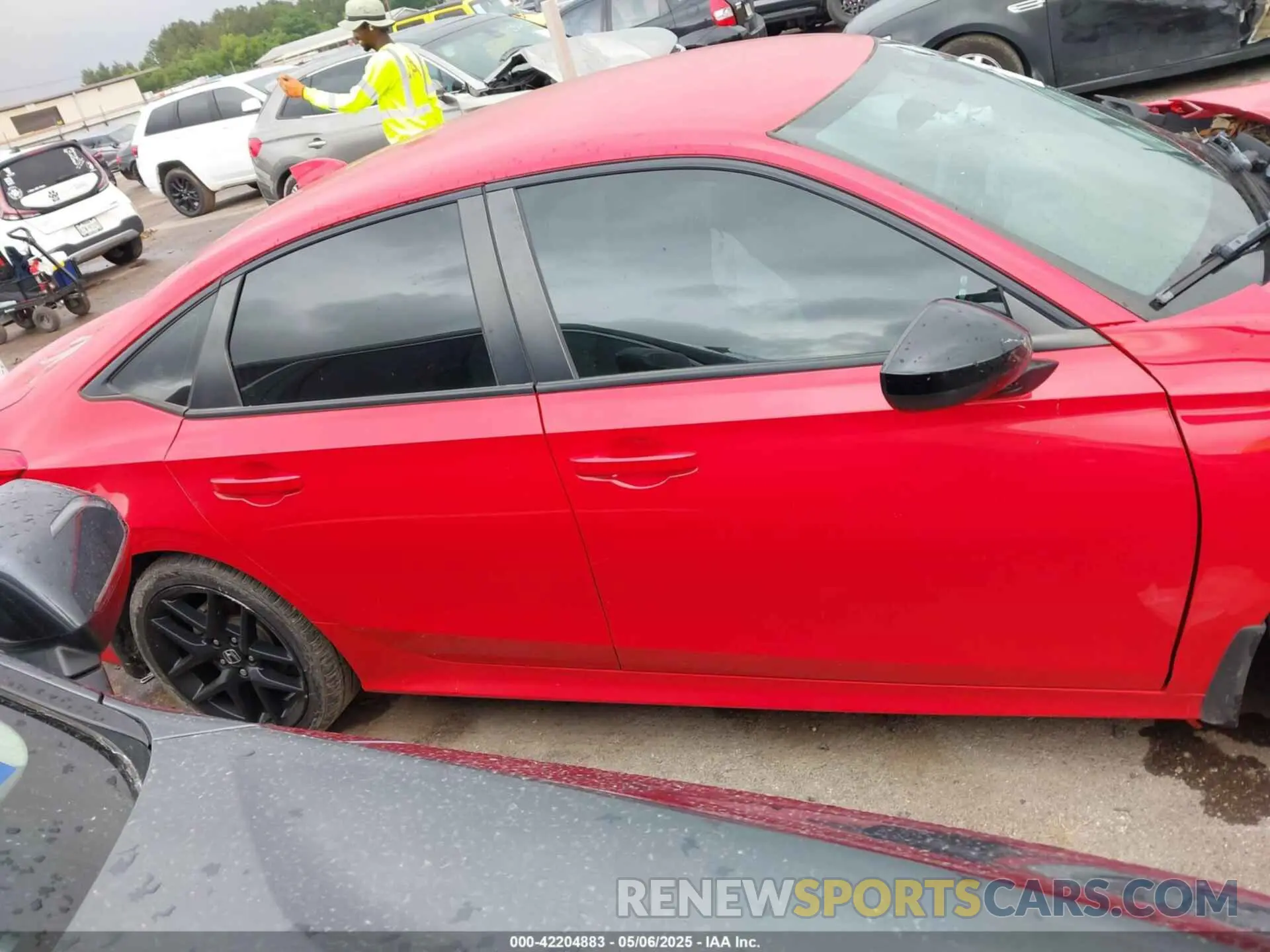 13 Photograph of a damaged car 2HGFE2F53NH610070 HONDA CIVIC 2022