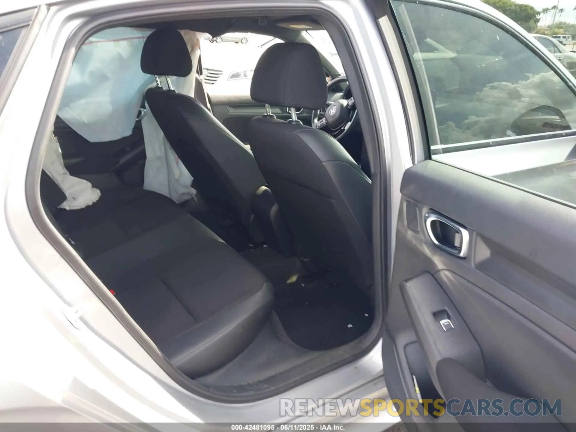 8 Photograph of a damaged car 2HGFE2F54NH525576 HONDA CIVIC 2022