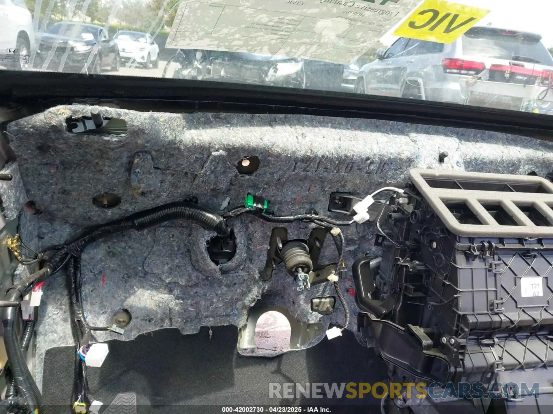 15 Photograph of a damaged car 2HGFE2F54NH591870 HONDA CIVIC 2022
