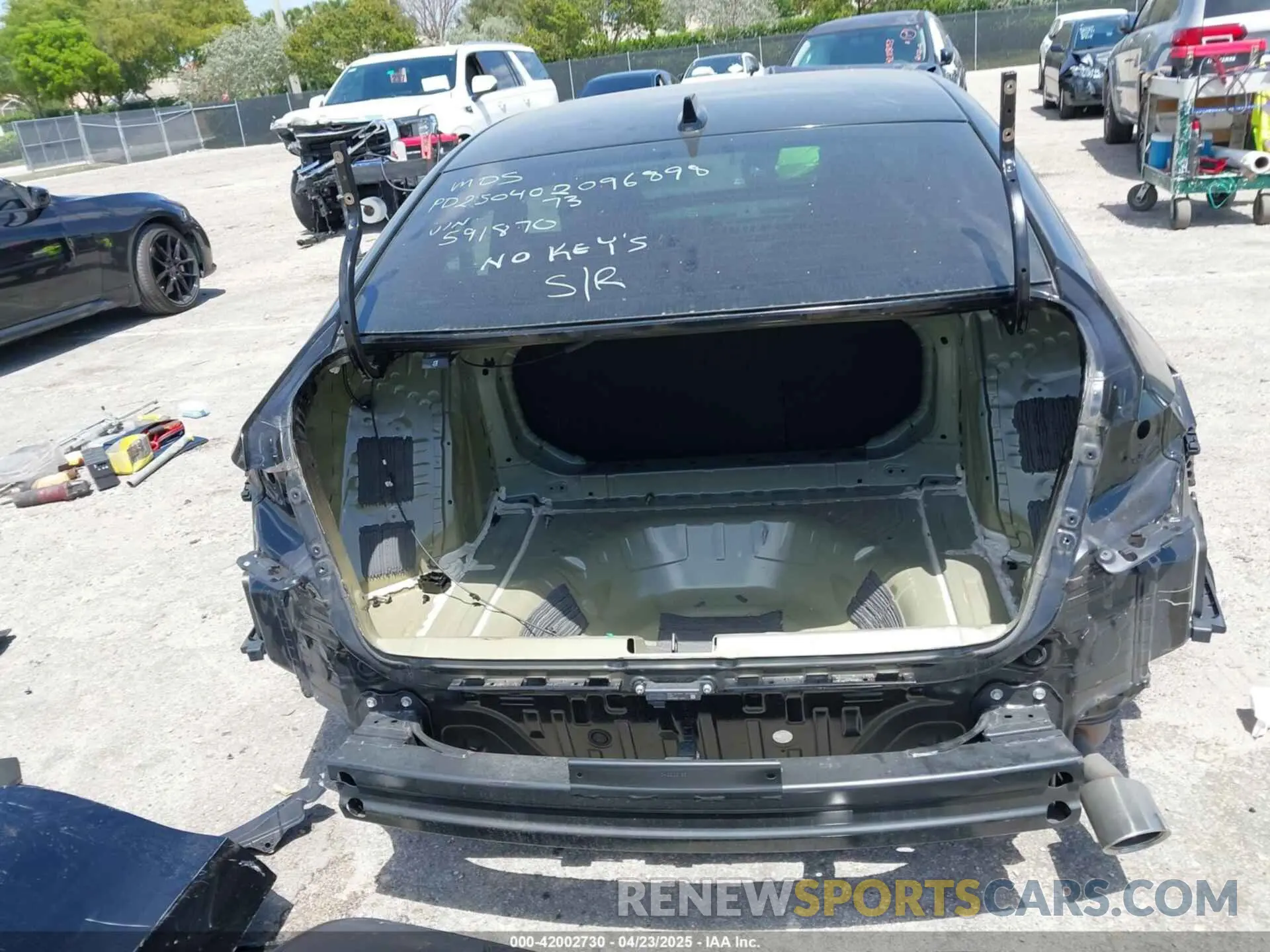 19 Photograph of a damaged car 2HGFE2F54NH591870 HONDA CIVIC 2022