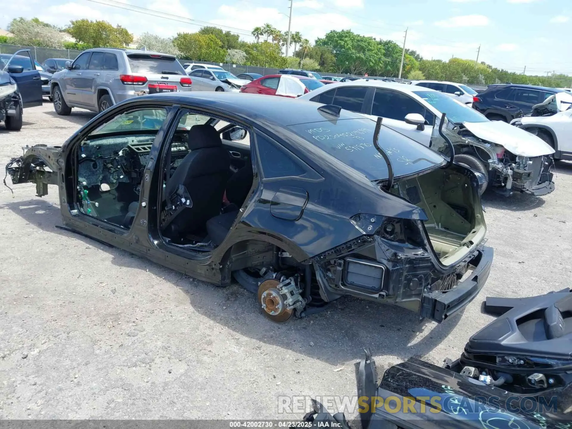 3 Photograph of a damaged car 2HGFE2F54NH591870 HONDA CIVIC 2022