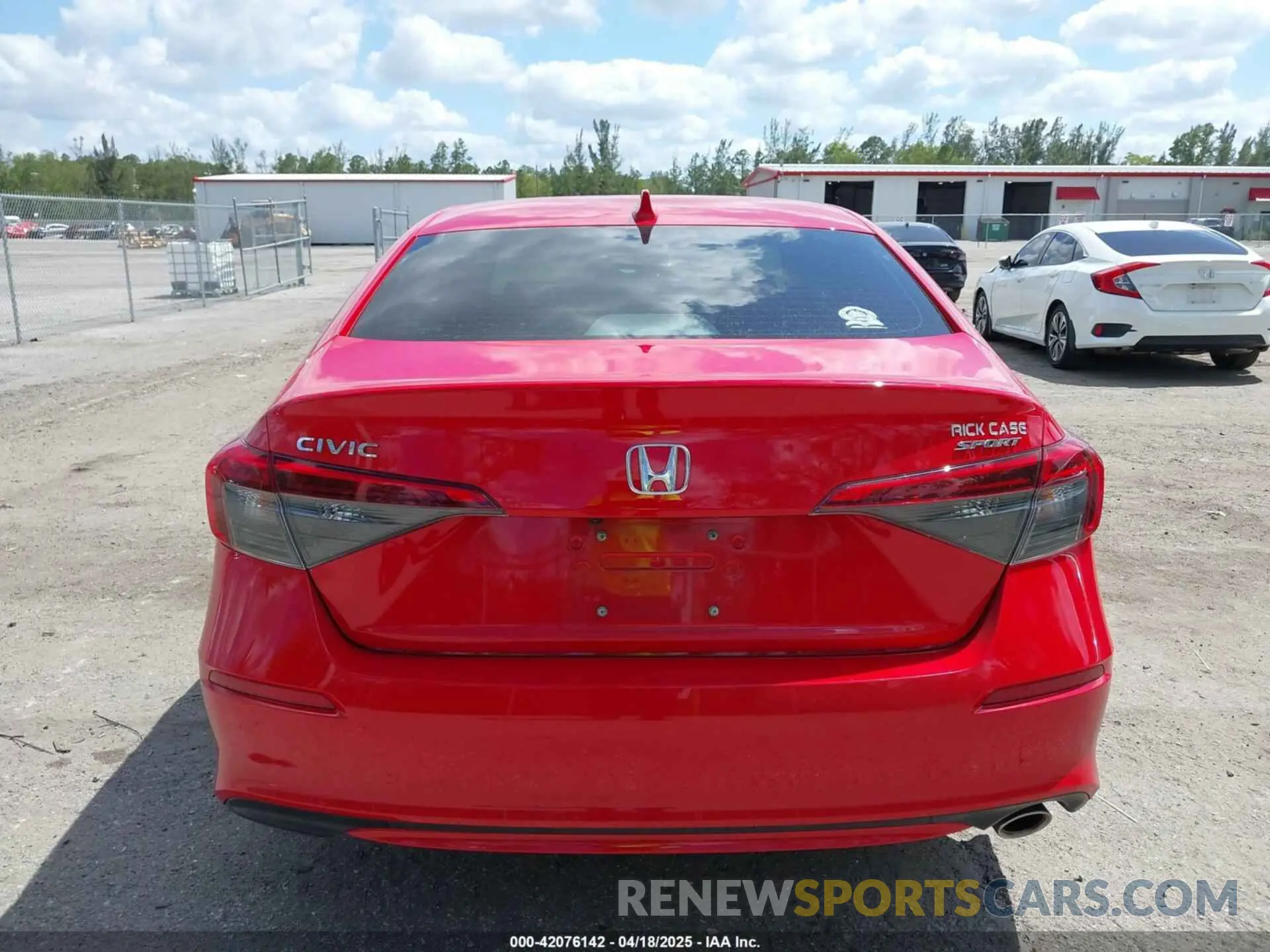 17 Photograph of a damaged car 2HGFE2F54NH594994 HONDA CIVIC 2022