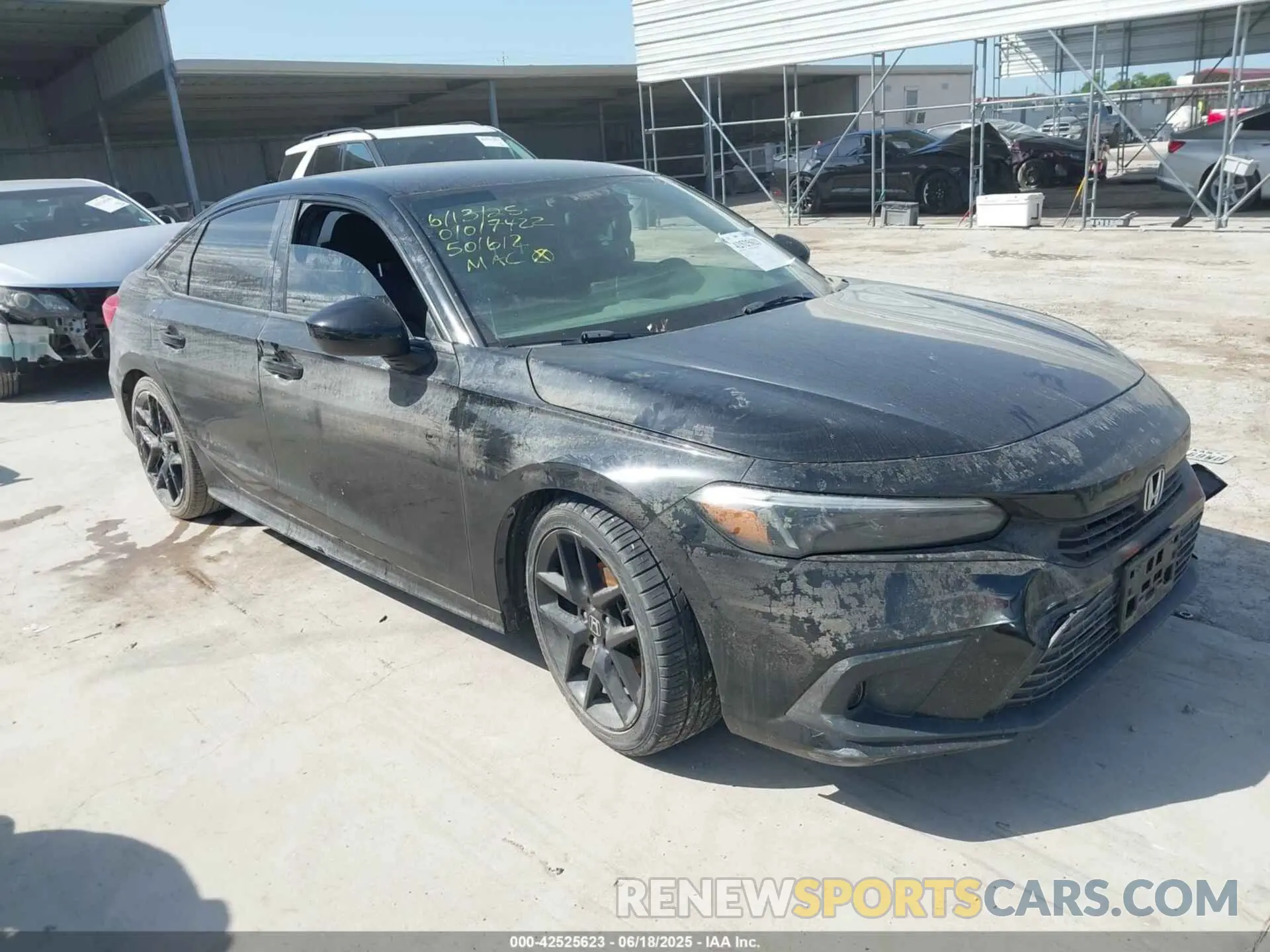 1 Photograph of a damaged car 2HGFE2F55NH501612 HONDA CIVIC 2022
