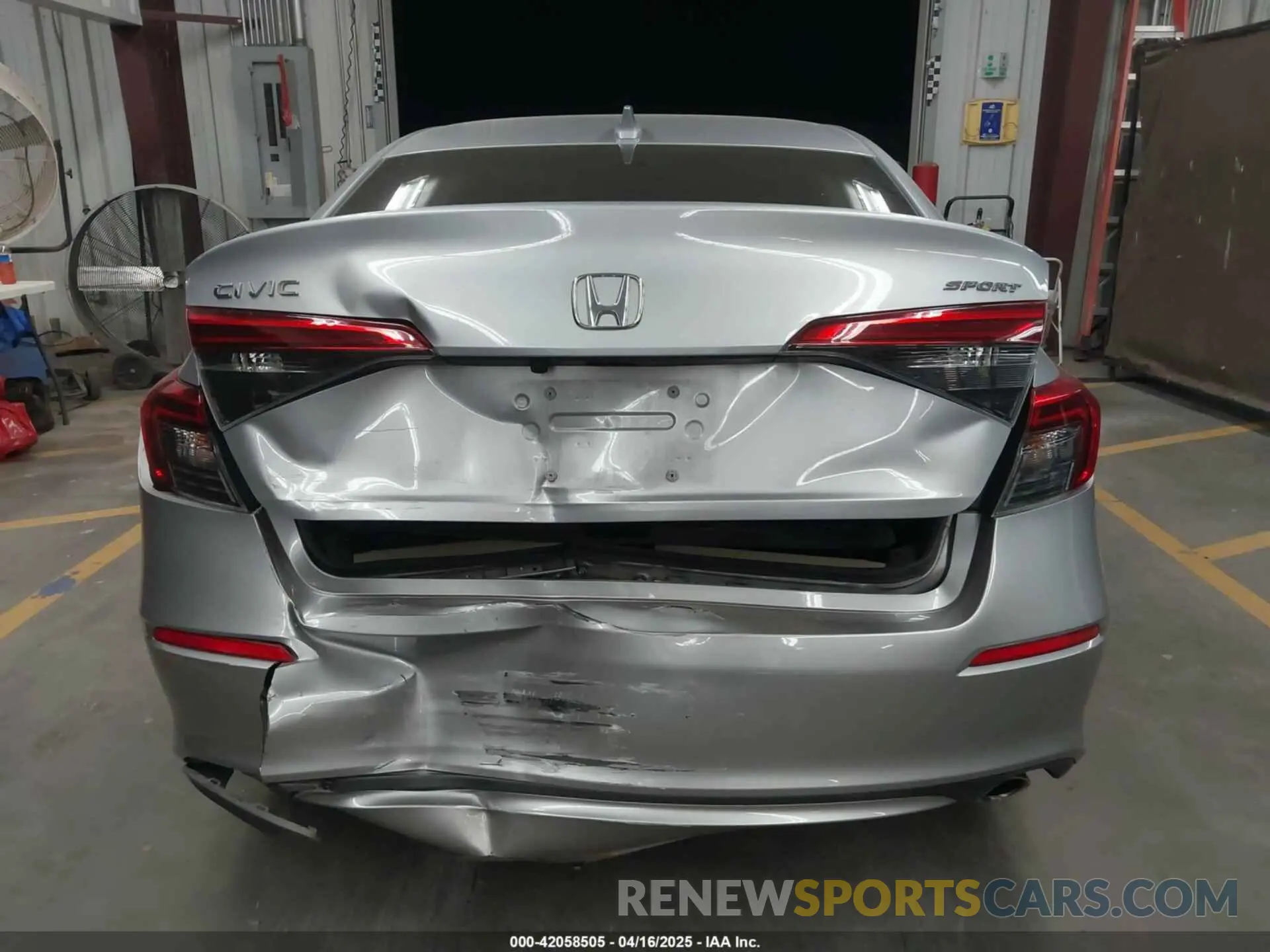16 Photograph of a damaged car 2HGFE2F55NH503800 HONDA CIVIC 2022