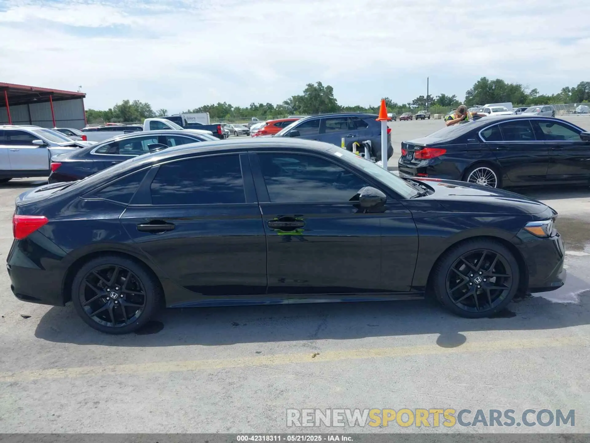13 Photograph of a damaged car 2HGFE2F55NH513372 HONDA CIVIC 2022