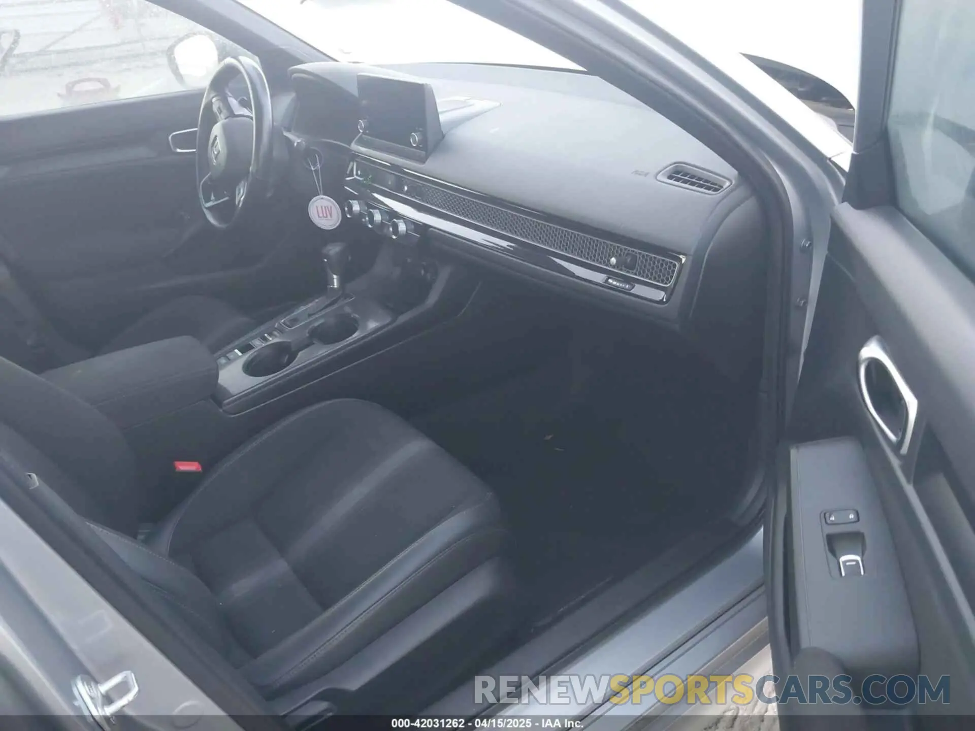 5 Photograph of a damaged car 2HGFE2F55NH515882 HONDA CIVIC 2022