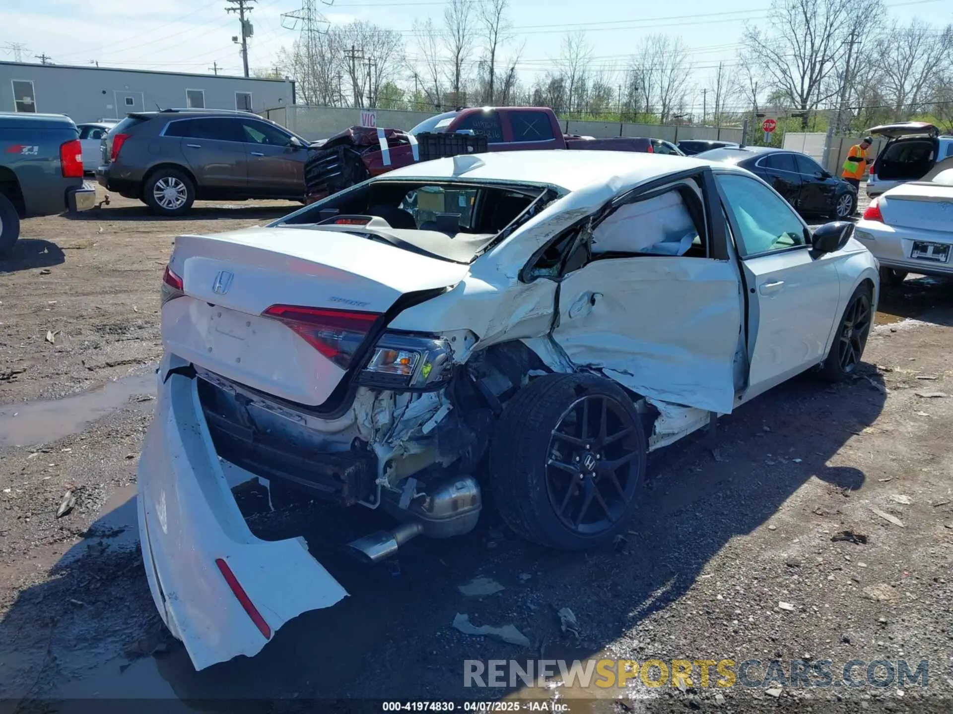 4 Photograph of a damaged car 2HGFE2F55NH554164 HONDA CIVIC 2022