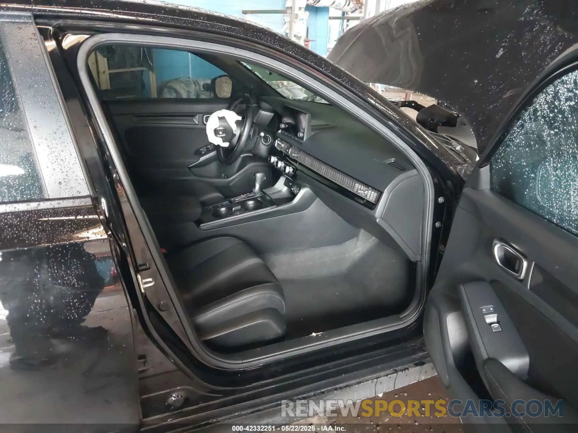 5 Photograph of a damaged car 2HGFE2F55NH561132 HONDA CIVIC 2022