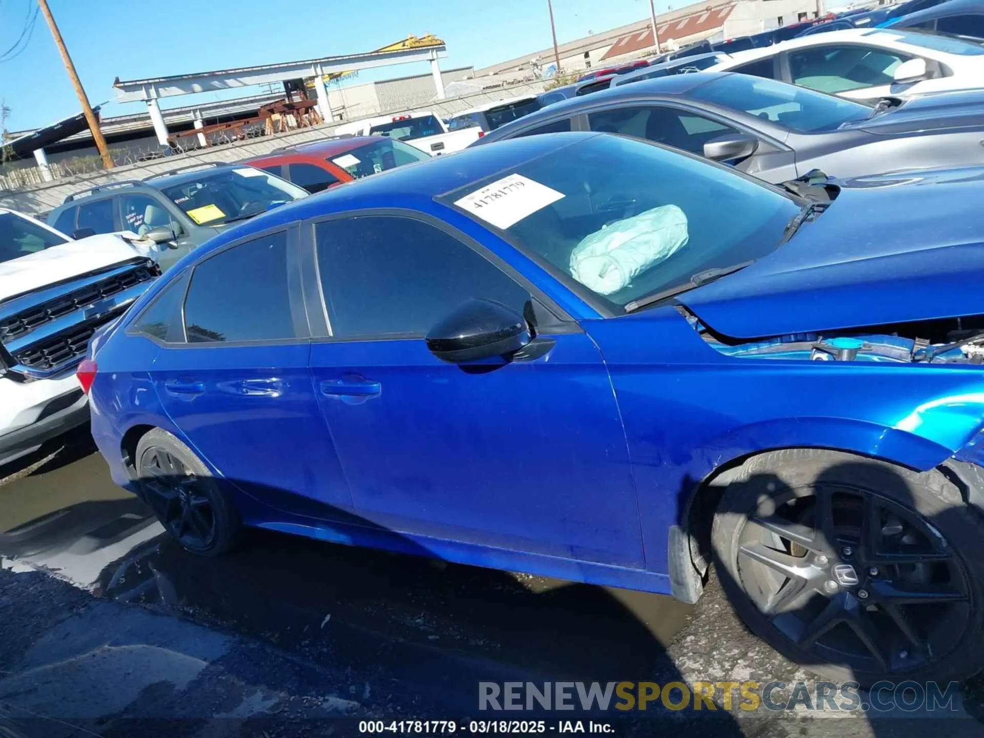 13 Photograph of a damaged car 2HGFE2F55NH562202 HONDA CIVIC 2022