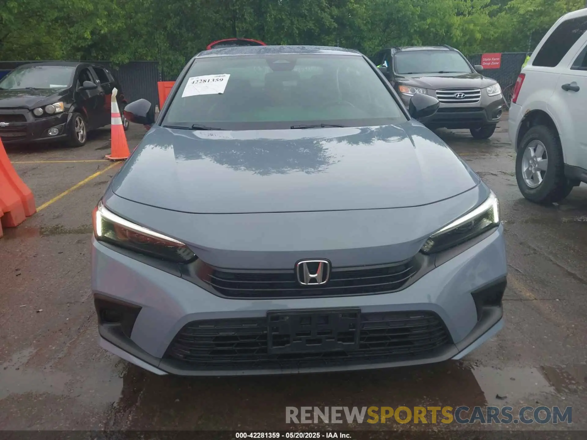 12 Photograph of a damaged car 2HGFE2F55NH565861 HONDA CIVIC 2022