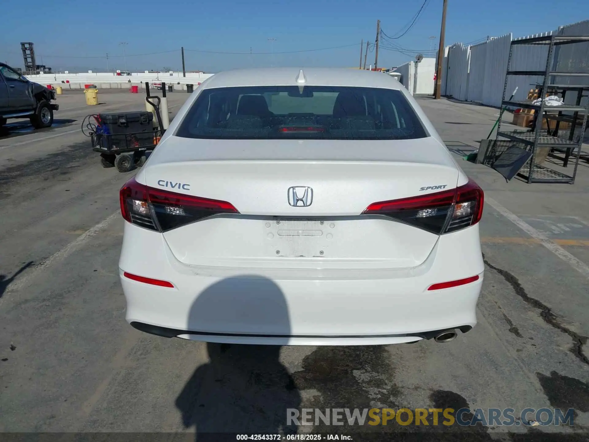 17 Photograph of a damaged car 2HGFE2F55NH581414 HONDA CIVIC 2022