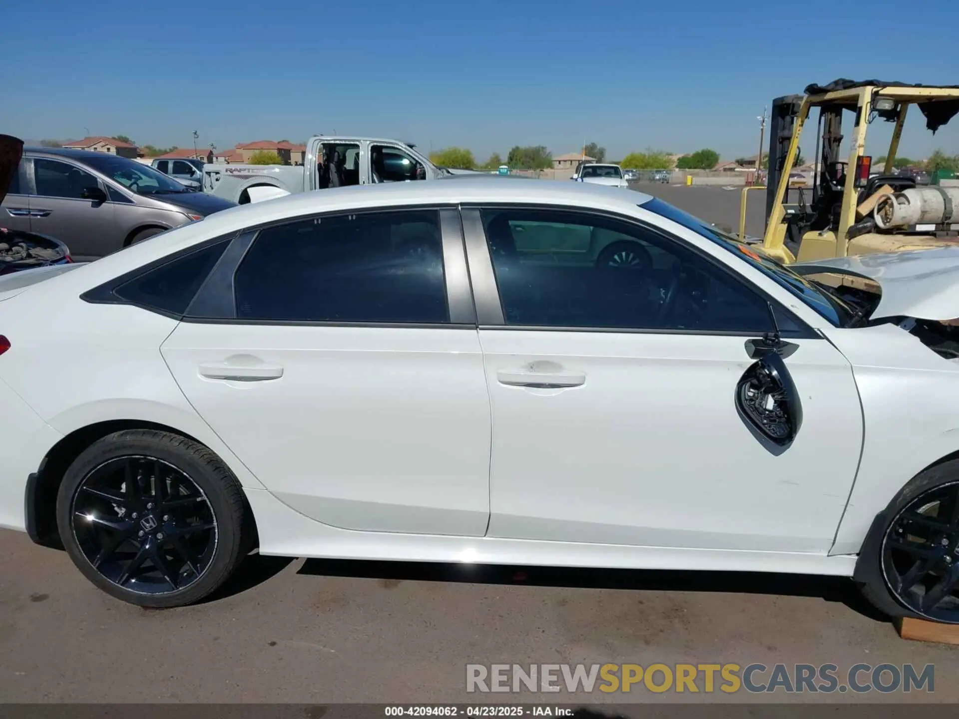 13 Photograph of a damaged car 2HGFE2F55NH609292 HONDA CIVIC 2022