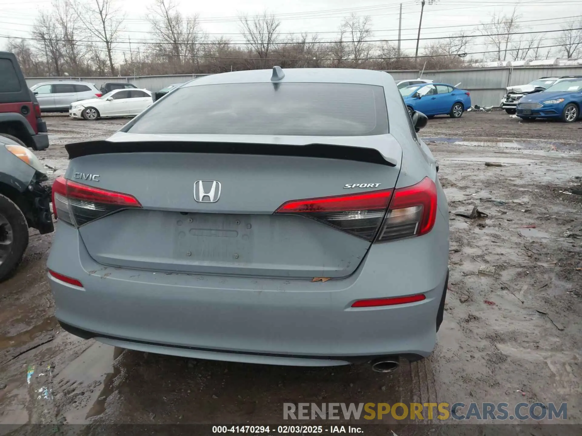 17 Photograph of a damaged car 2HGFE2F55NH610541 HONDA CIVIC 2022