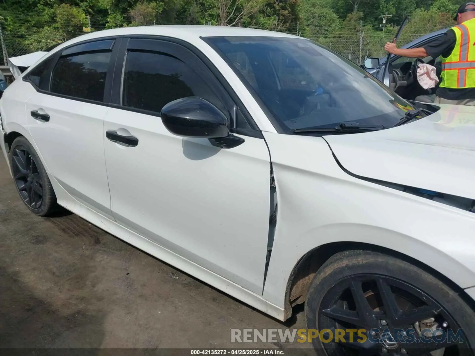 12 Photograph of a damaged car 2HGFE2F56NH515664 HONDA CIVIC 2022