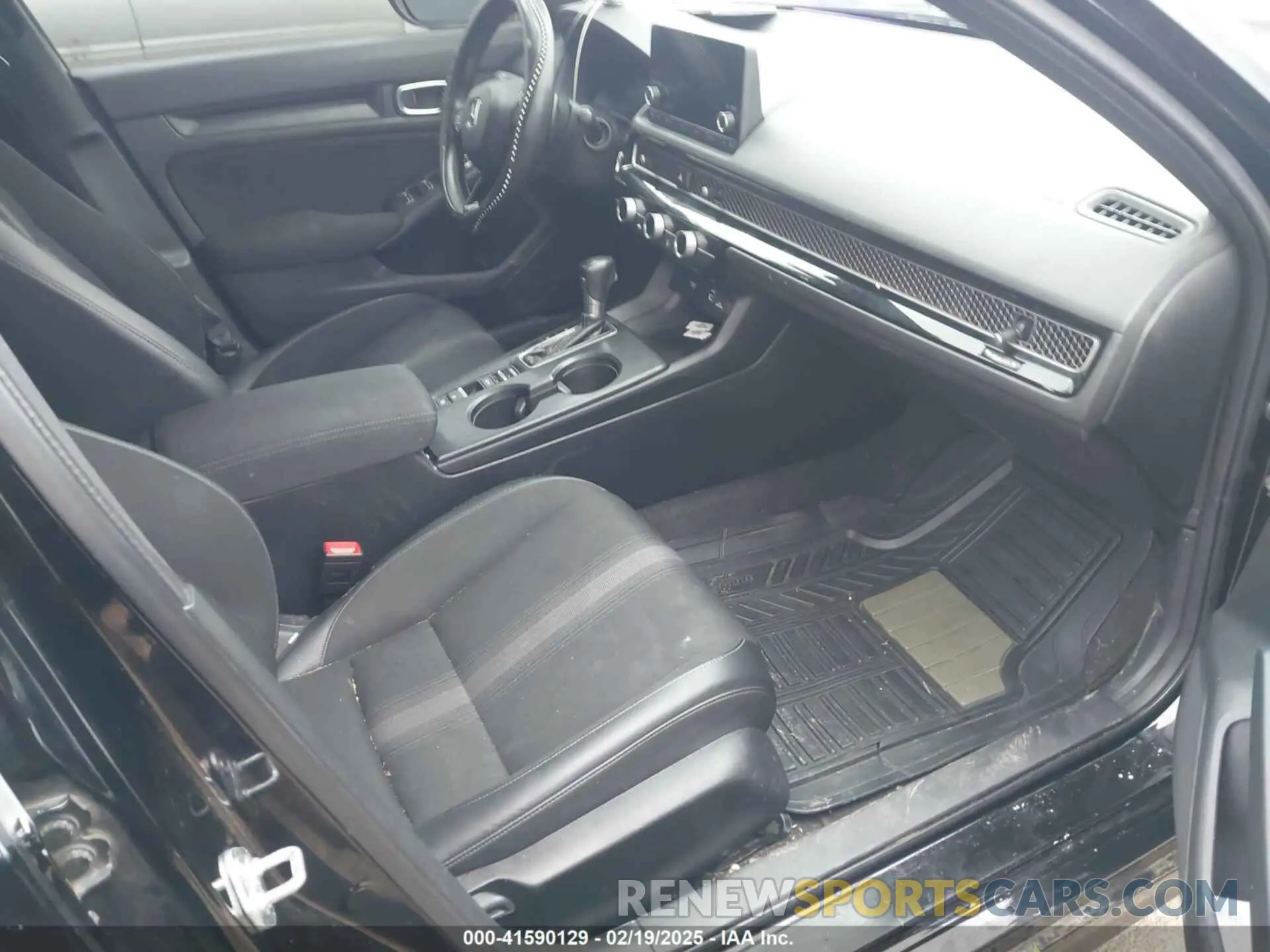5 Photograph of a damaged car 2HGFE2F56NH540970 HONDA CIVIC 2022