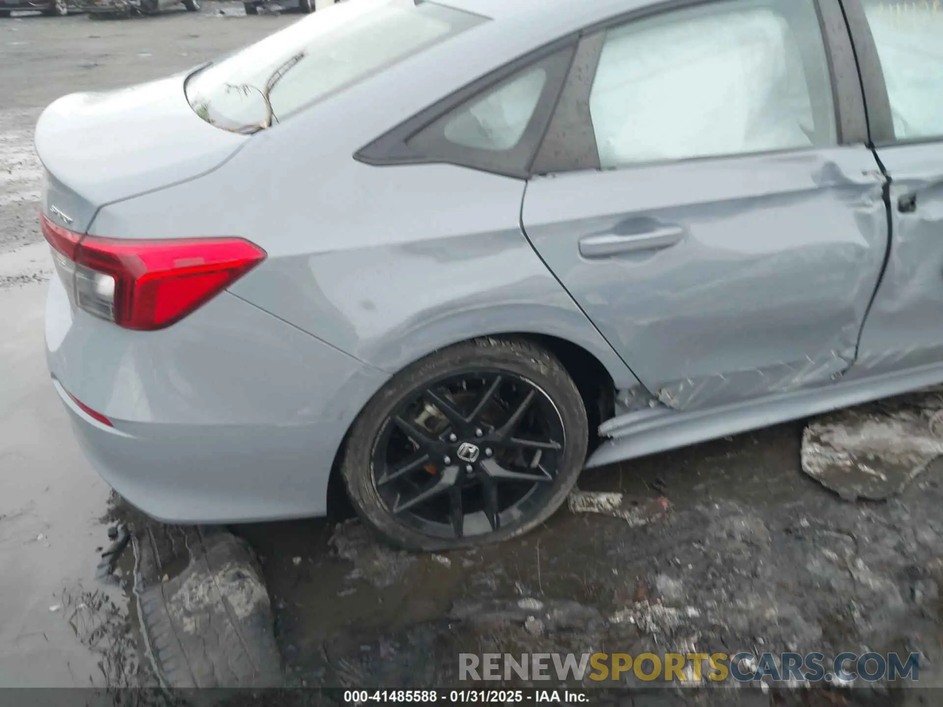 6 Photograph of a damaged car 2HGFE2F56NH561351 HONDA CIVIC 2022
