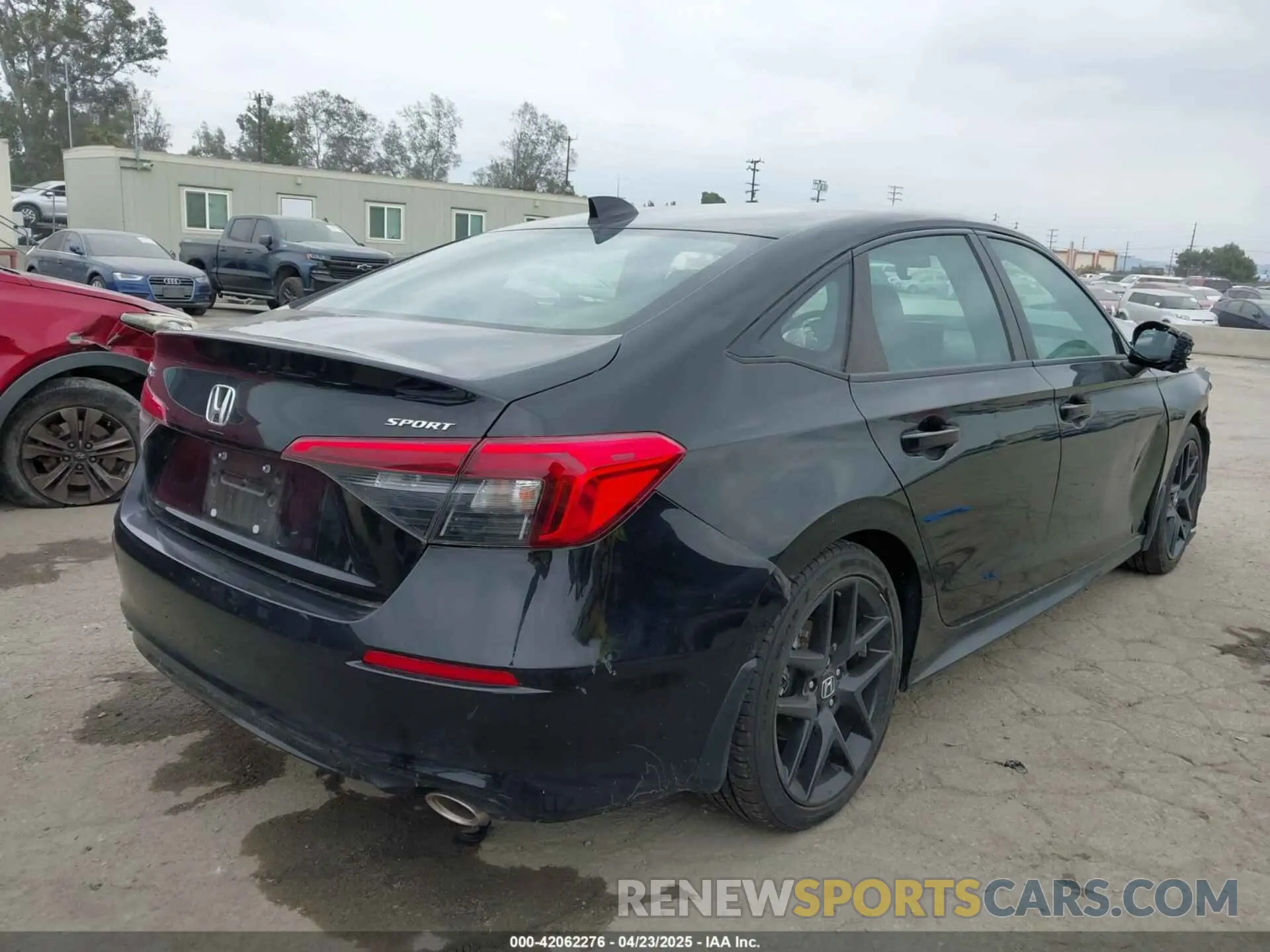 4 Photograph of a damaged car 2HGFE2F56NH577291 HONDA CIVIC 2022
