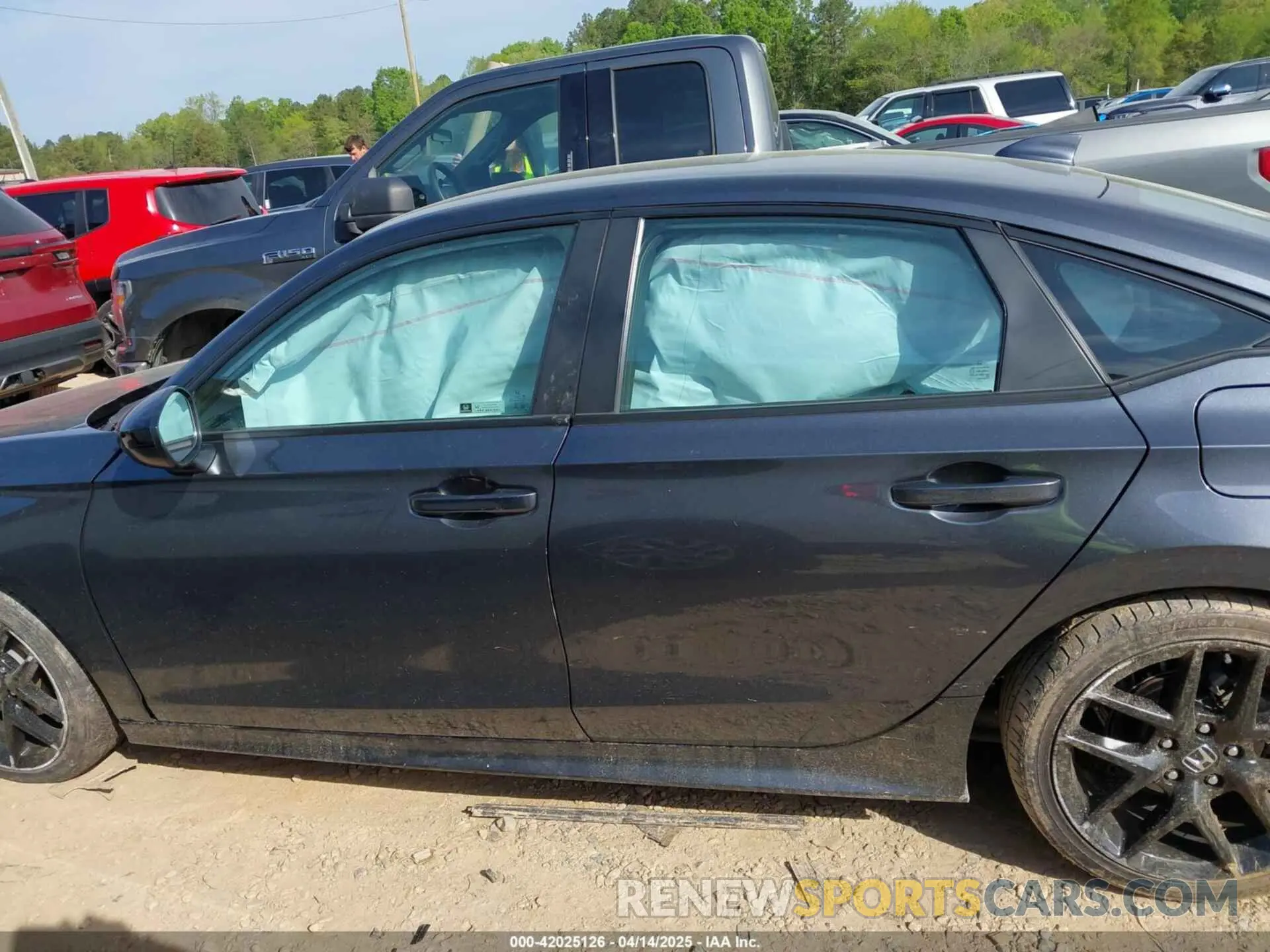 13 Photograph of a damaged car 2HGFE2F57NH574061 HONDA CIVIC 2022